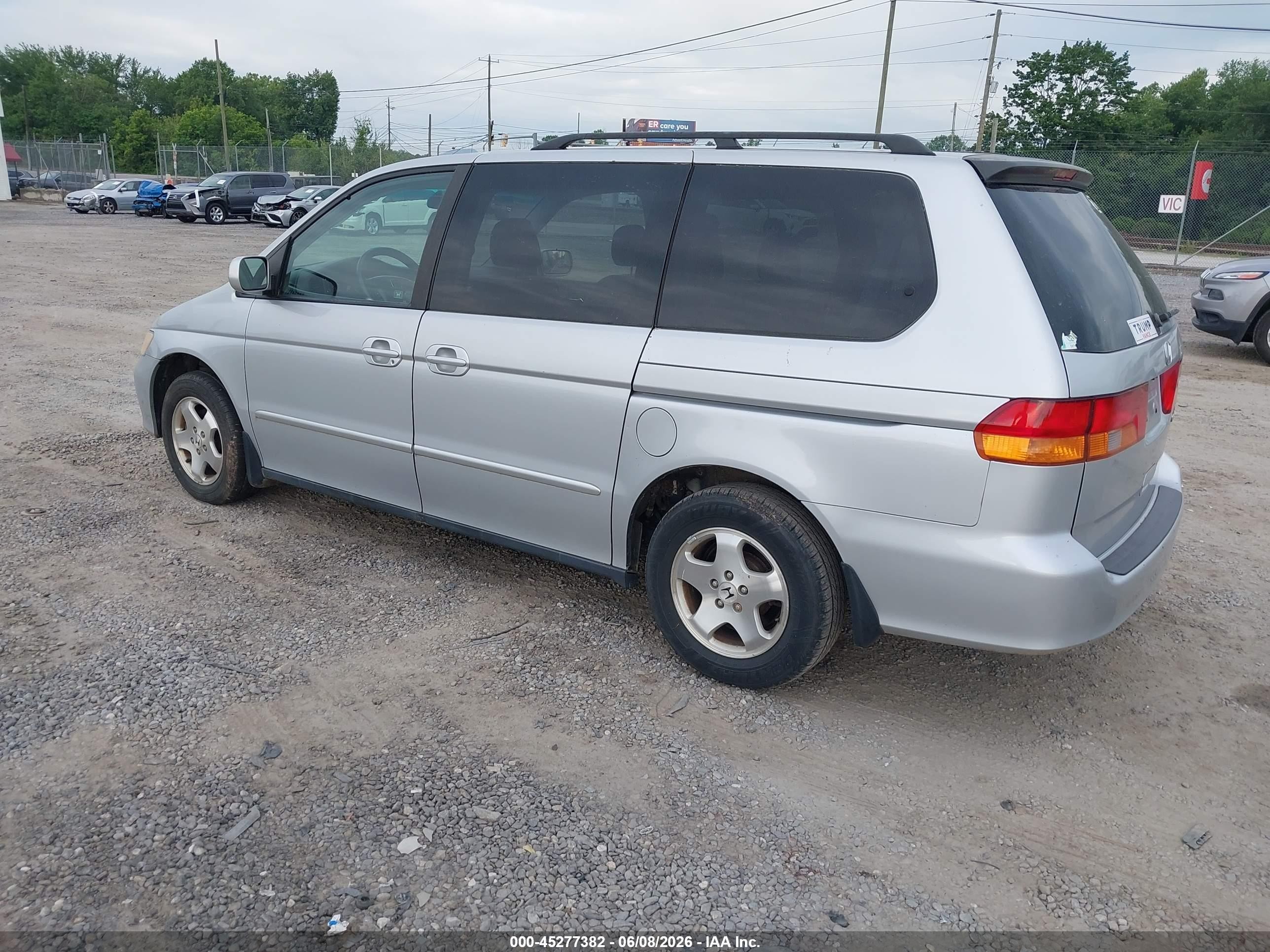 2004 Honda Odyssey Ex Silver vin: 5FNRL18824B109355
