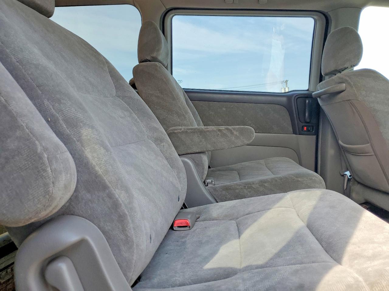 2004 Honda Odyssey Ex Gray vin: 5FNRL18824B112935
