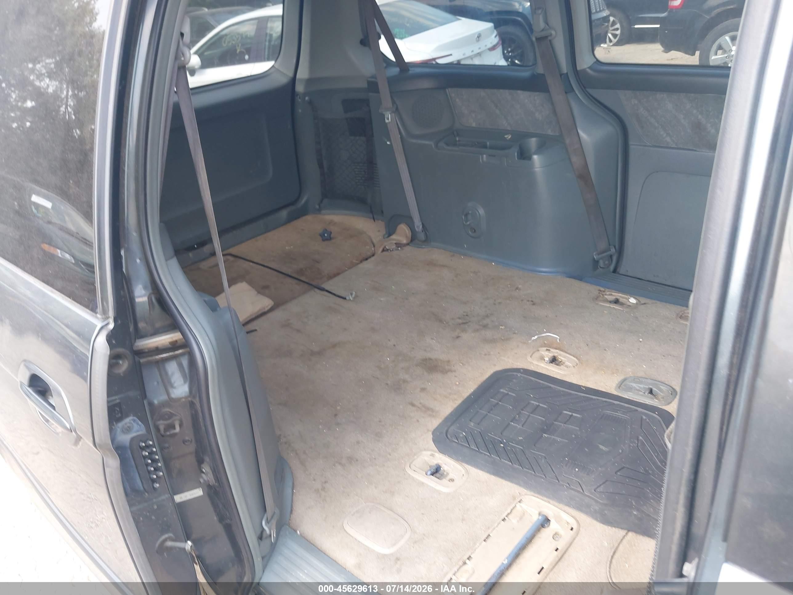 2004 Honda Odyssey Ex Gray vin: 5FNRL18884B083604