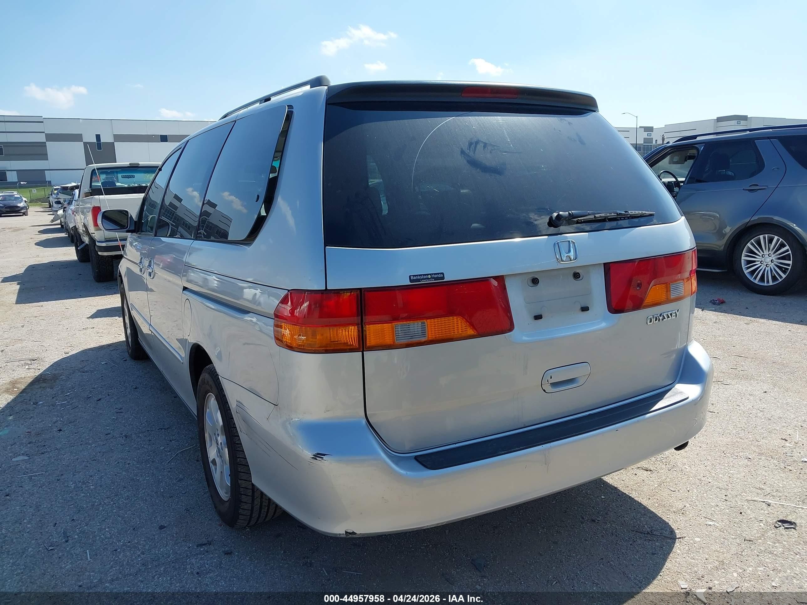 2004 Honda Odyssey Ex Silver vin: 5FNRL18884B147317