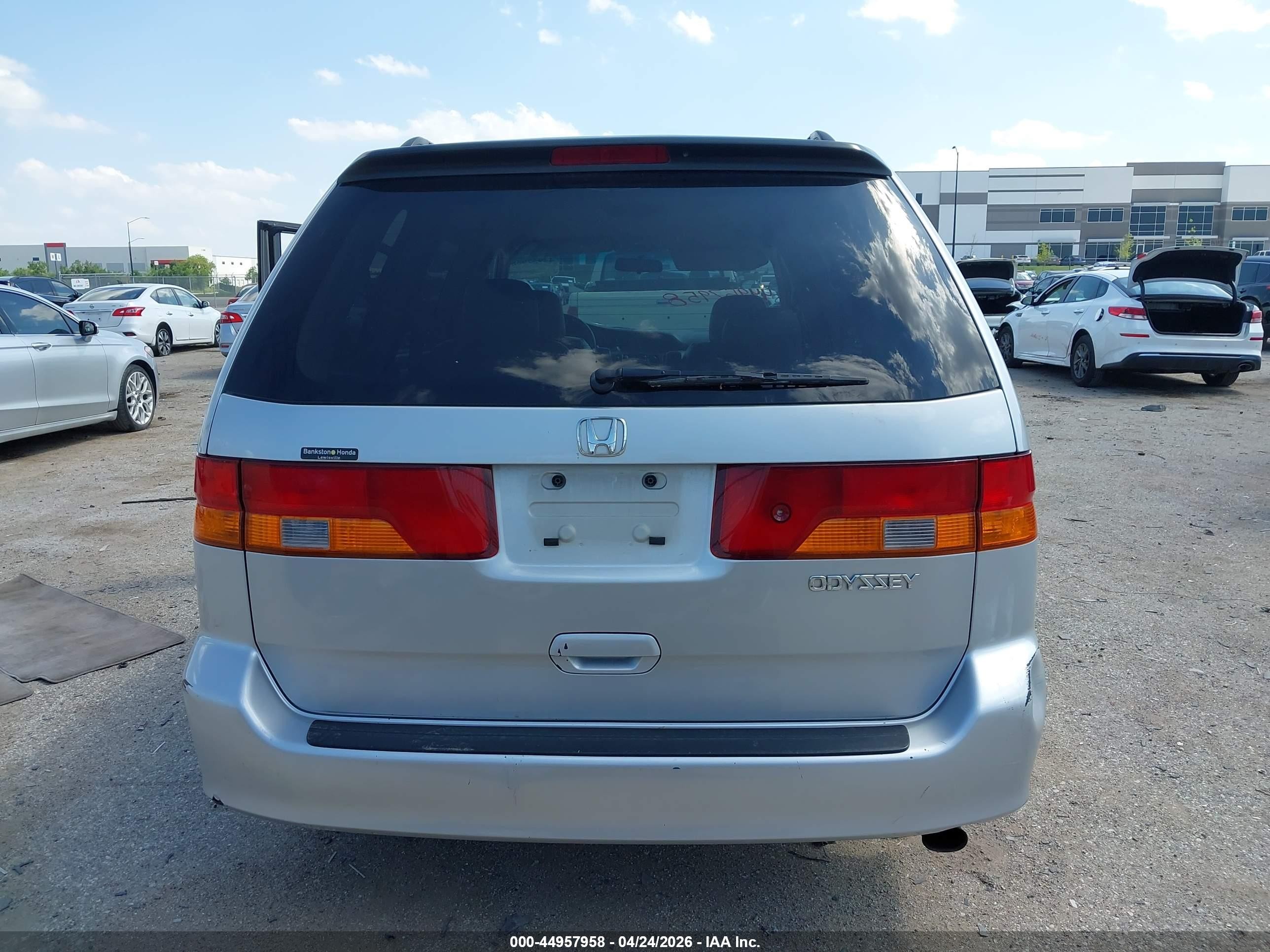 2004 Honda Odyssey Ex Silver vin: 5FNRL18884B147317