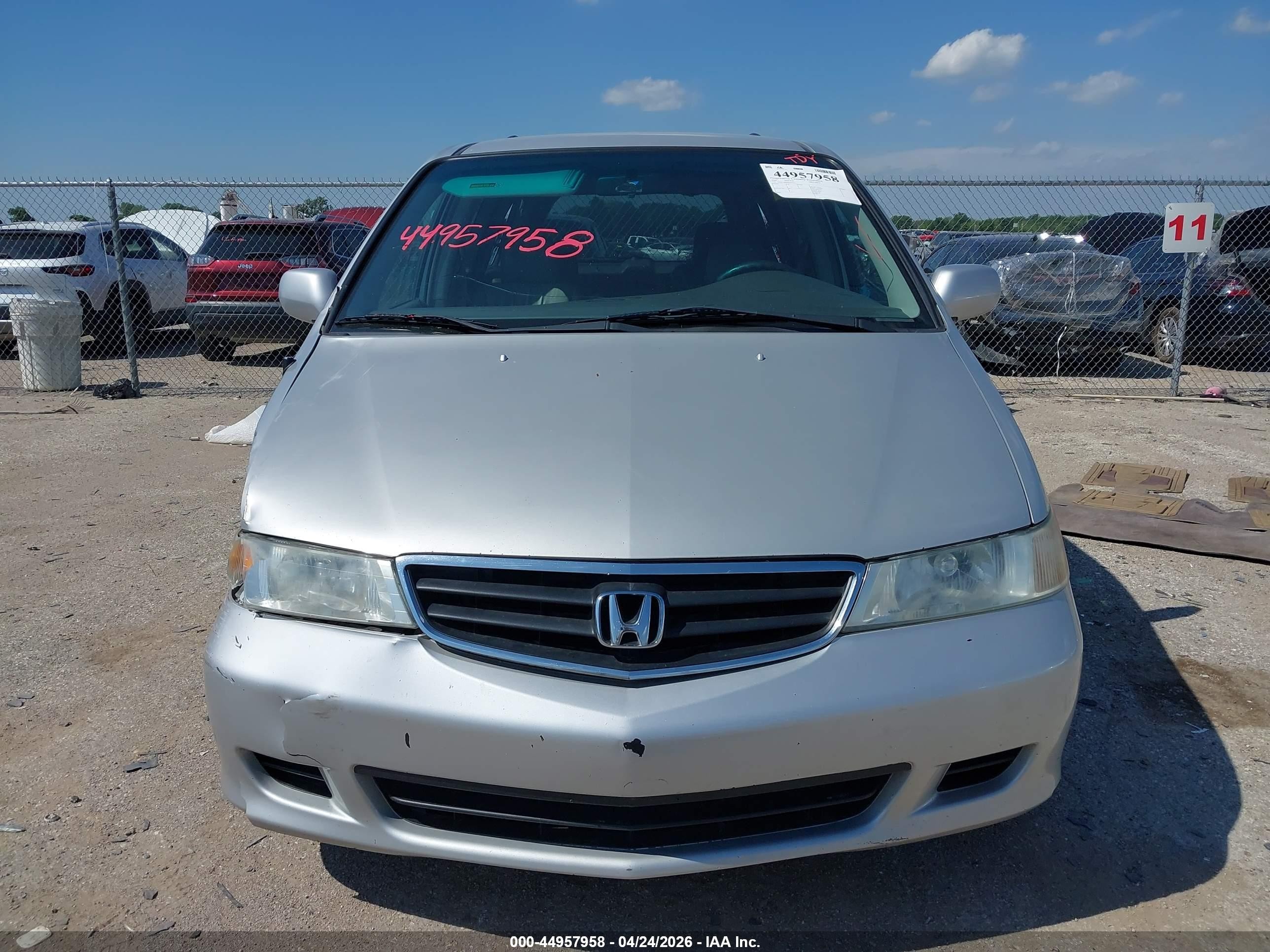 2004 Honda Odyssey Ex Silver vin: 5FNRL18884B147317