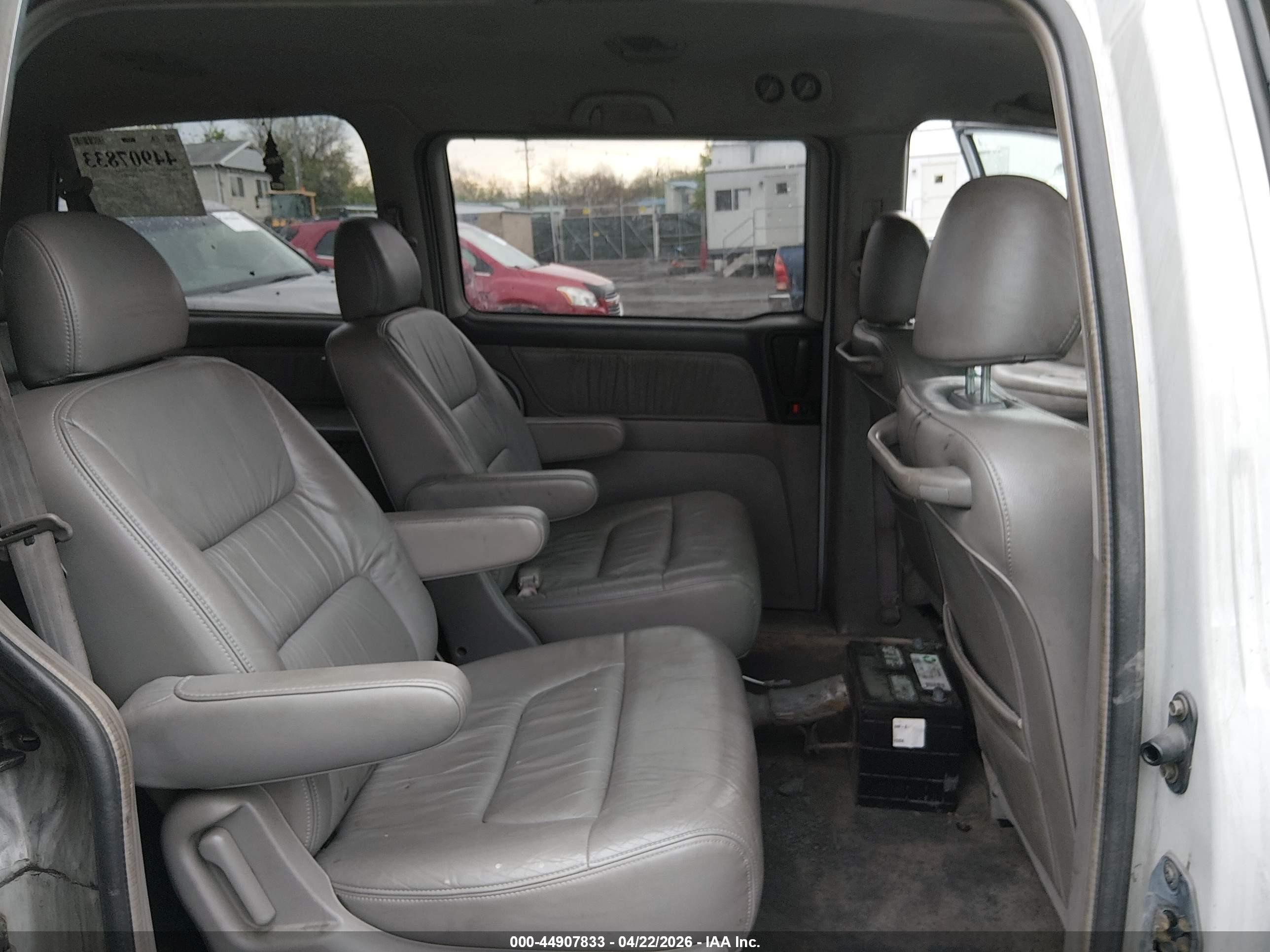 2003 Honda Odyssey Ex-l Silver vin: 5FNRL18953B083132