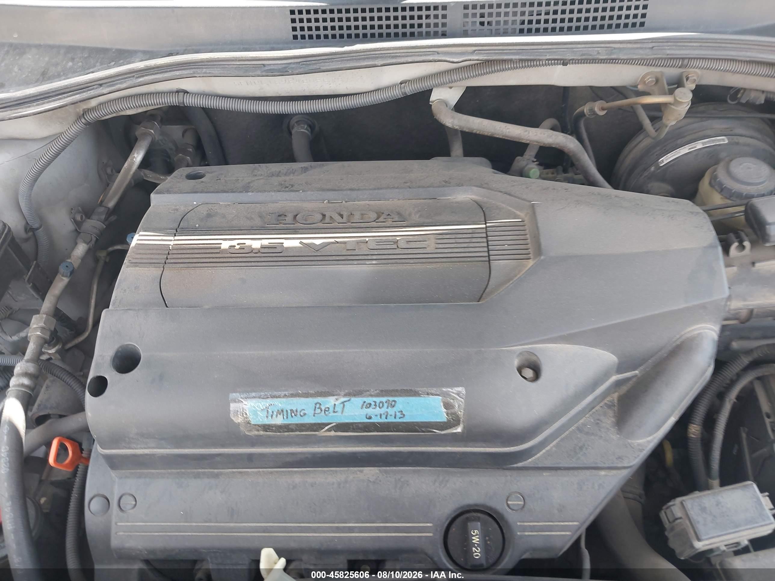 2004 Honda Odyssey Ex-l Серебряный vin: 5FNRL18964B086137