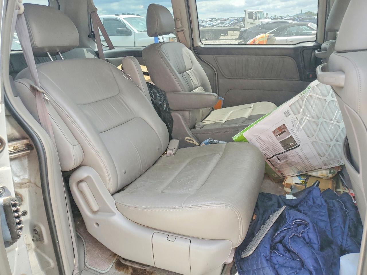2003 Honda Odyssey Exl Silver vin: 5FNRL18973B087554