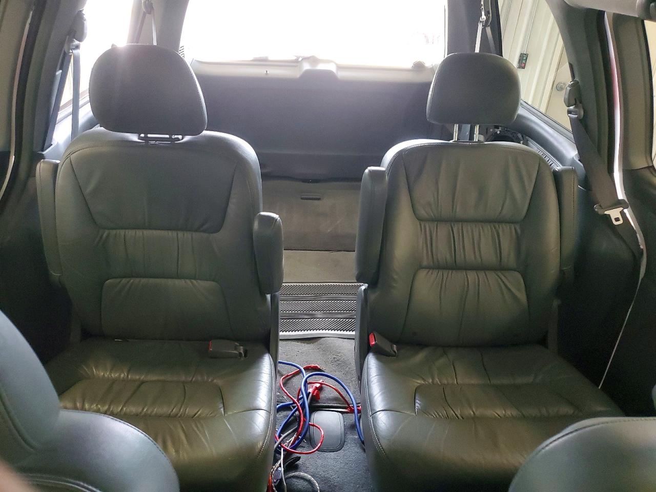 2003 Honda Odyssey Exl White vin: 5FNRL18983B022017