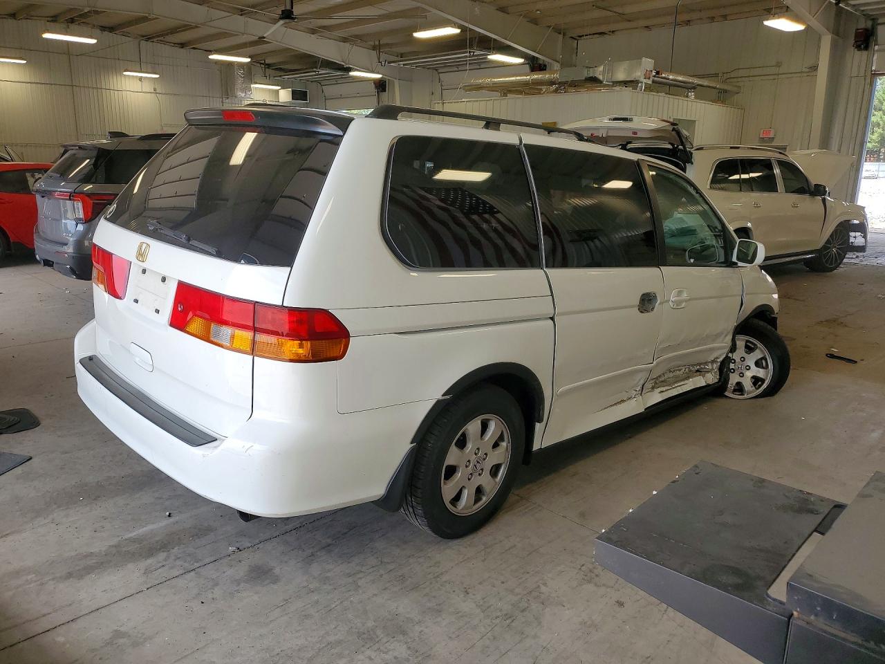 2003 Honda Odyssey Exl White vin: 5FNRL18983B022017
