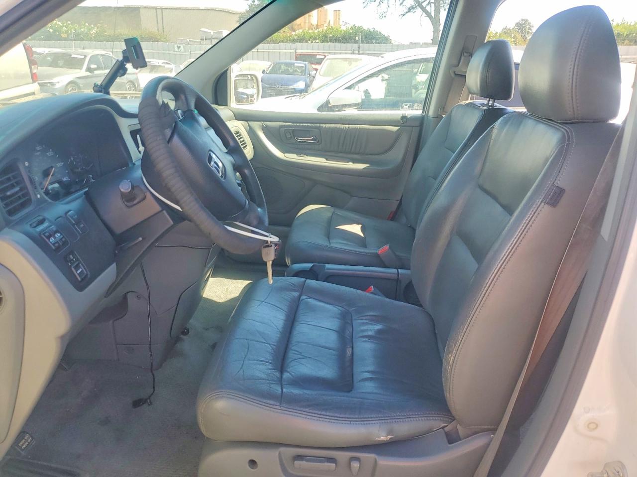 2004 Honda Odyssey Exl Белый vin: 5FNRL18984B061370