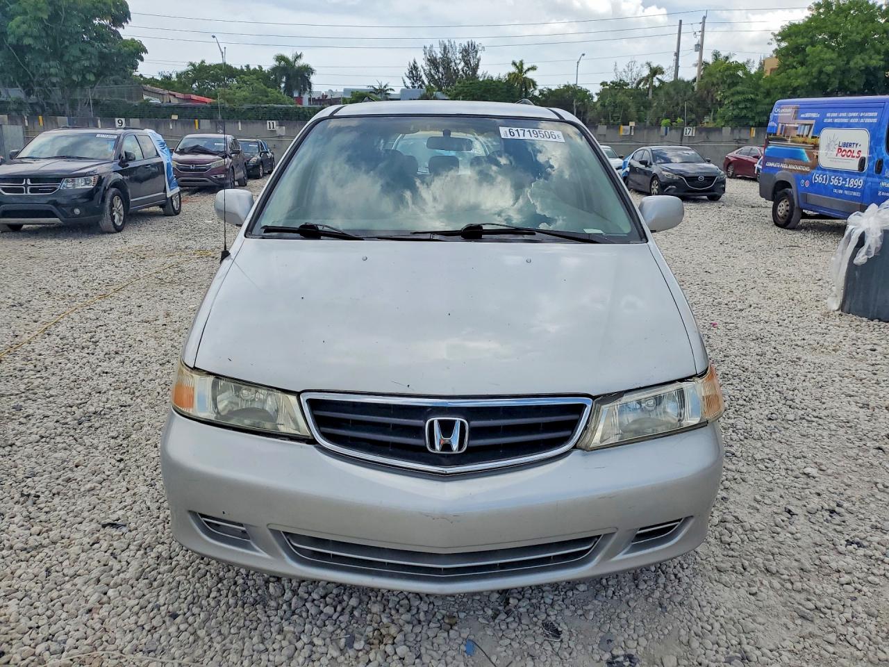 2002 Honda Odyssey Exl Серебряный vin: 5FNRL18992B039925