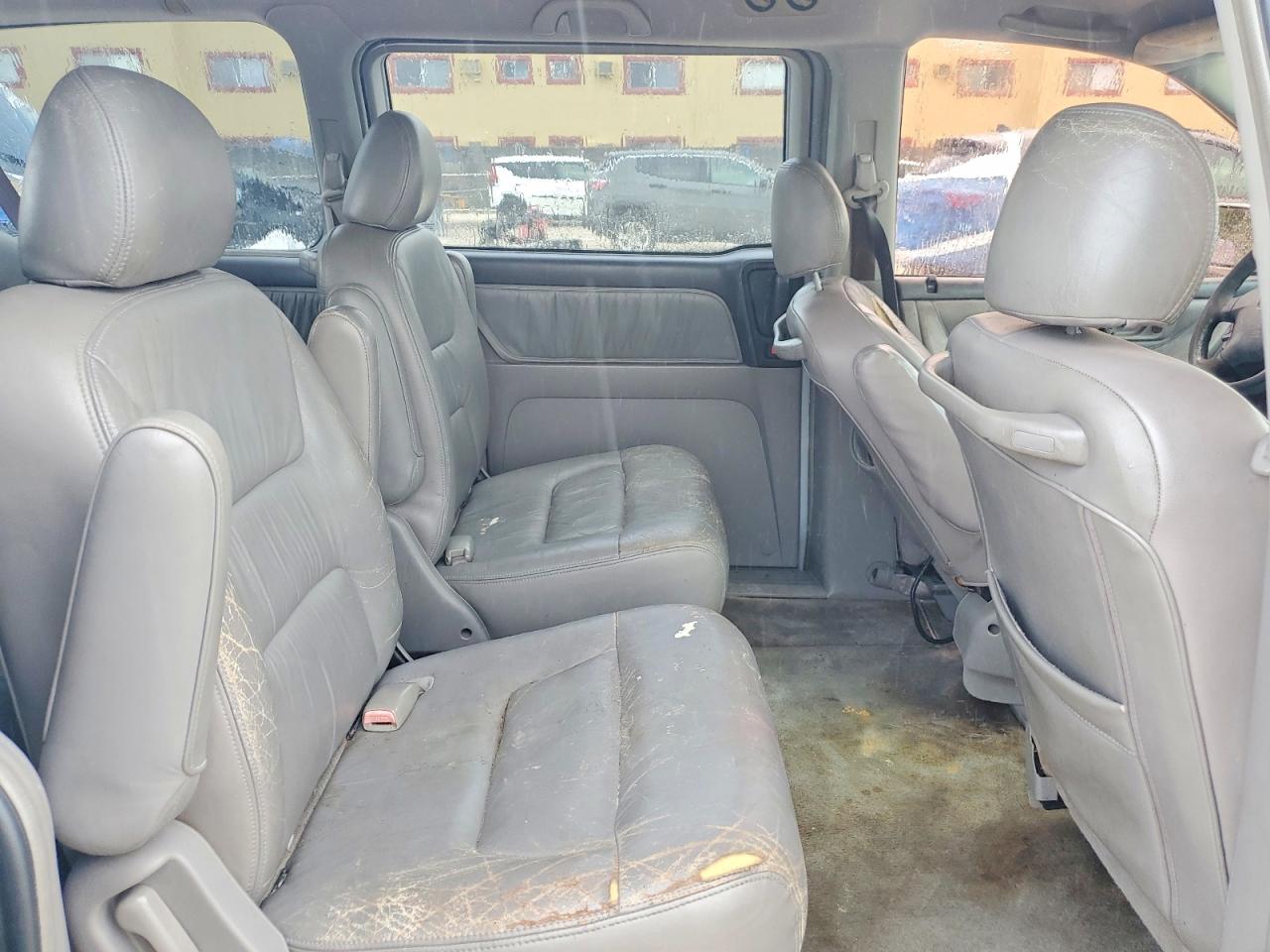 2002 Honda Odyssey Exl Серебряный vin: 5FNRL18992B039925