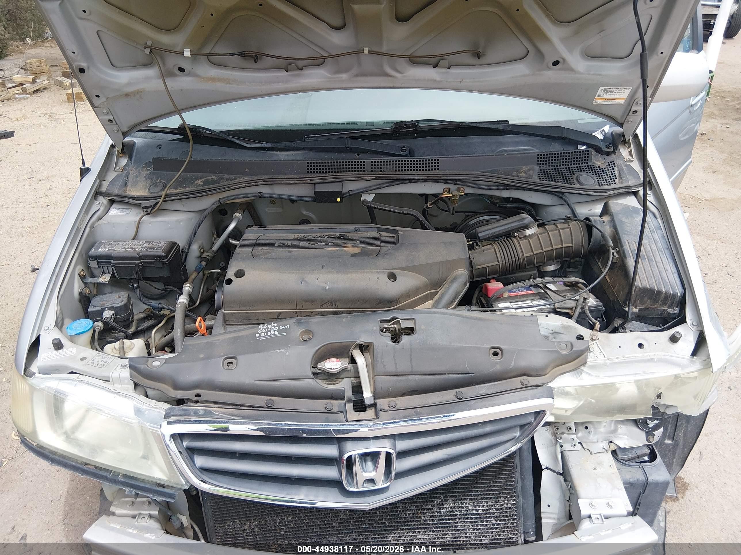 2004 Honda Odyssey Ex-l Silver vin: 5FNRL189X4B041248