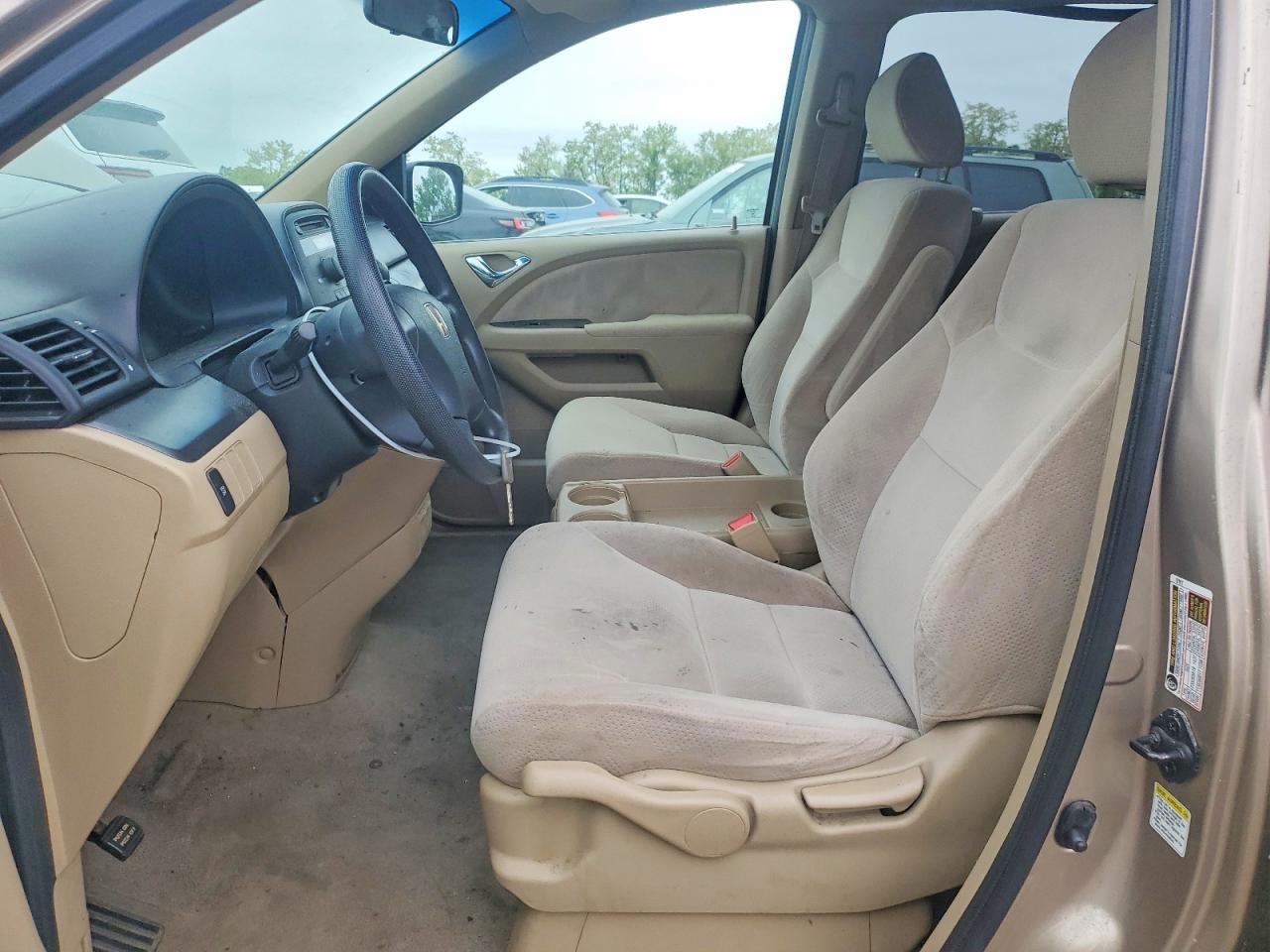 2006 Honda Odyssey Lx Beige vin: 5FNRL38206B117402