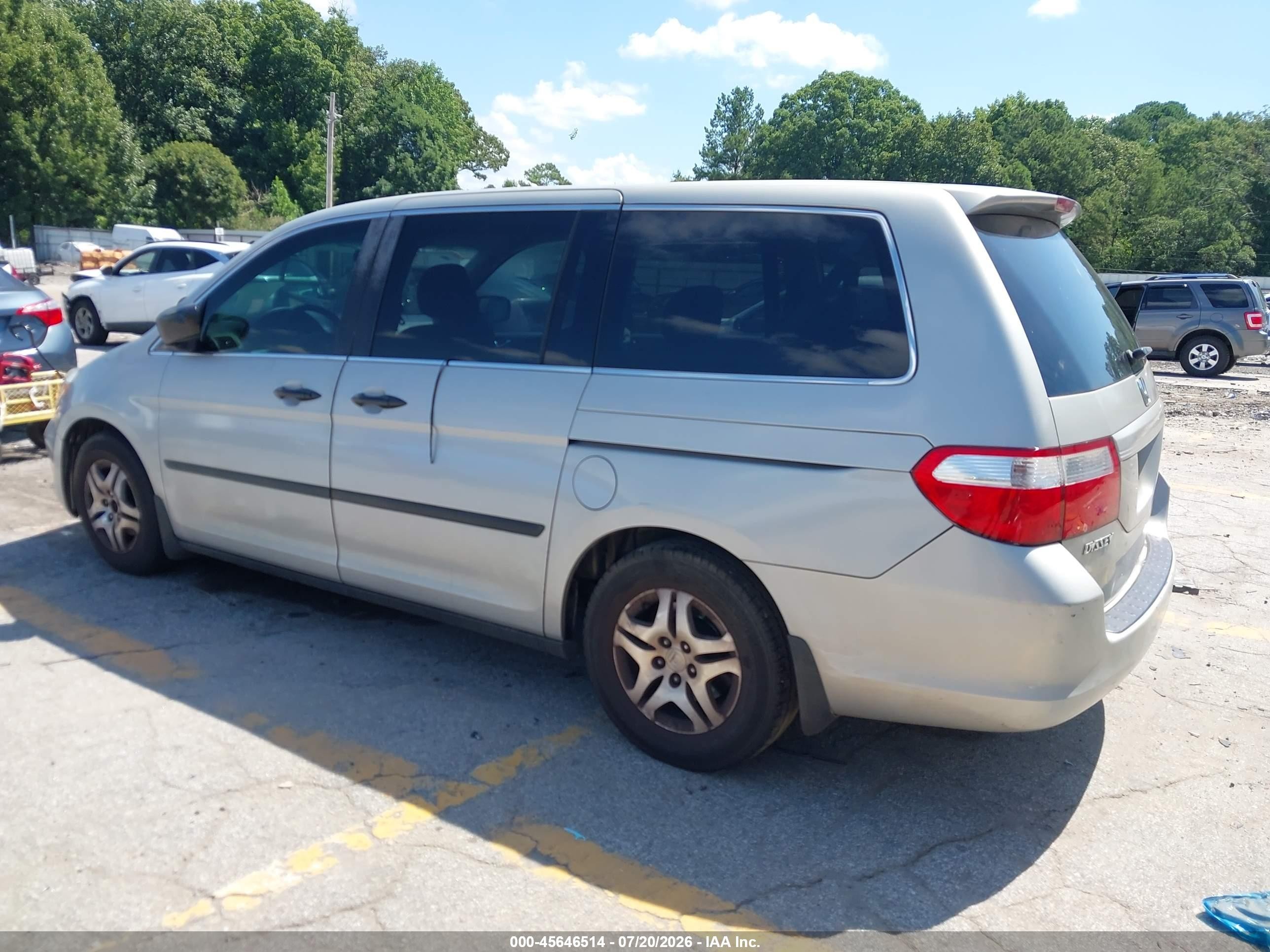 2007 Honda Odyssey Lx Silver vin: 5FNRL38207B129910