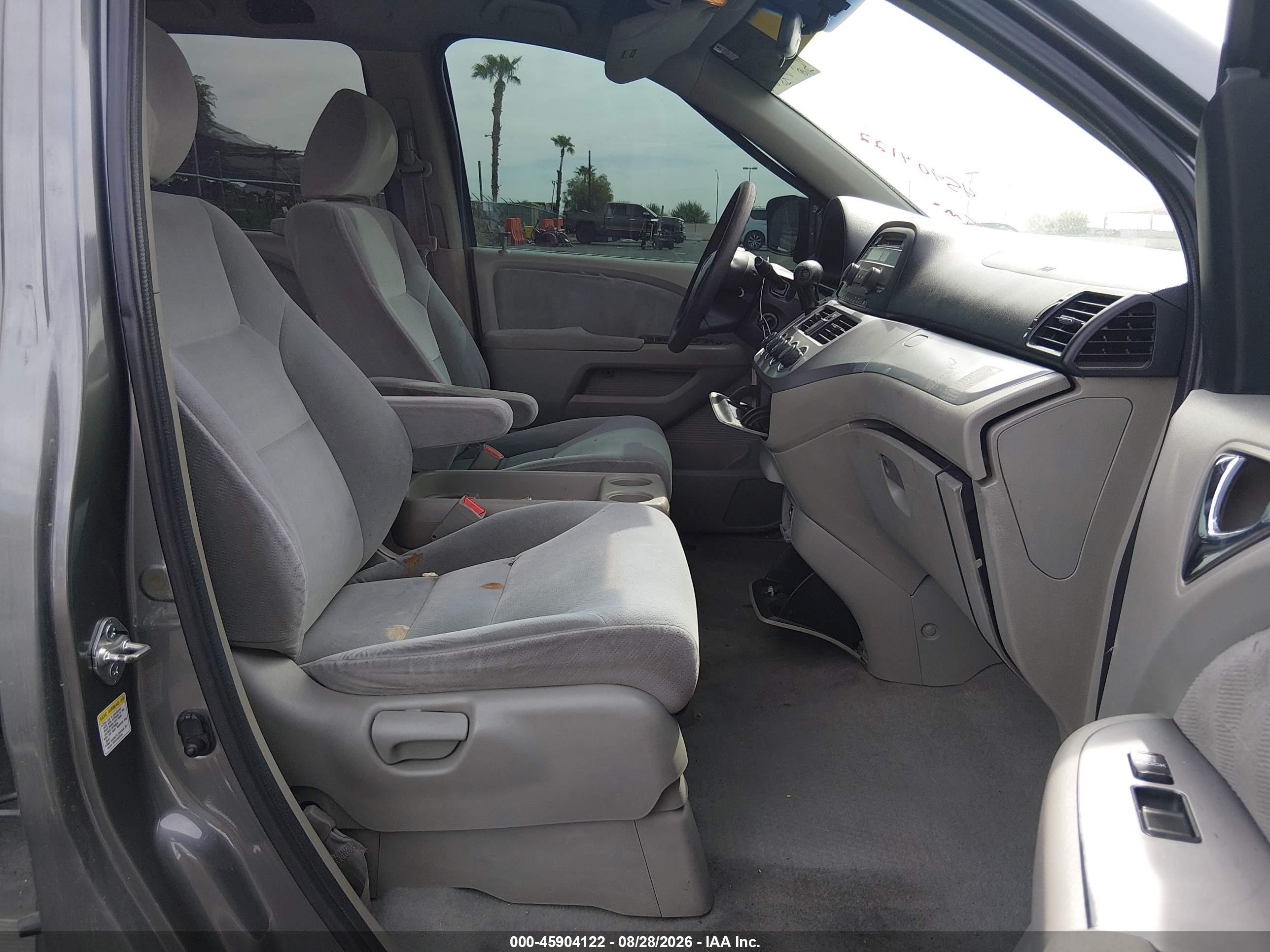 2008 Honda Odyssey Lx Gray vin: 5FNRL38208B091791