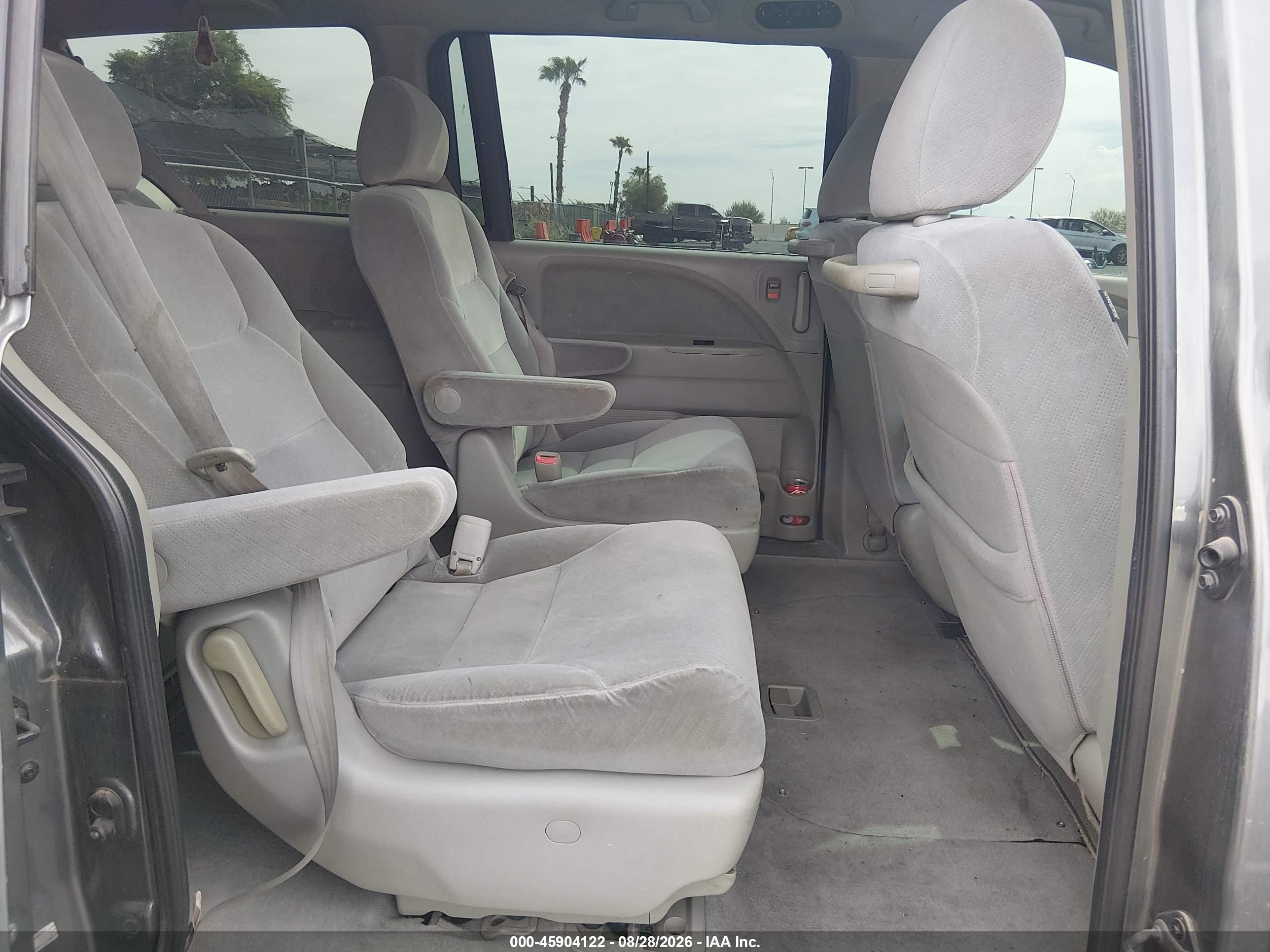 2008 Honda Odyssey Lx Gray vin: 5FNRL38208B091791