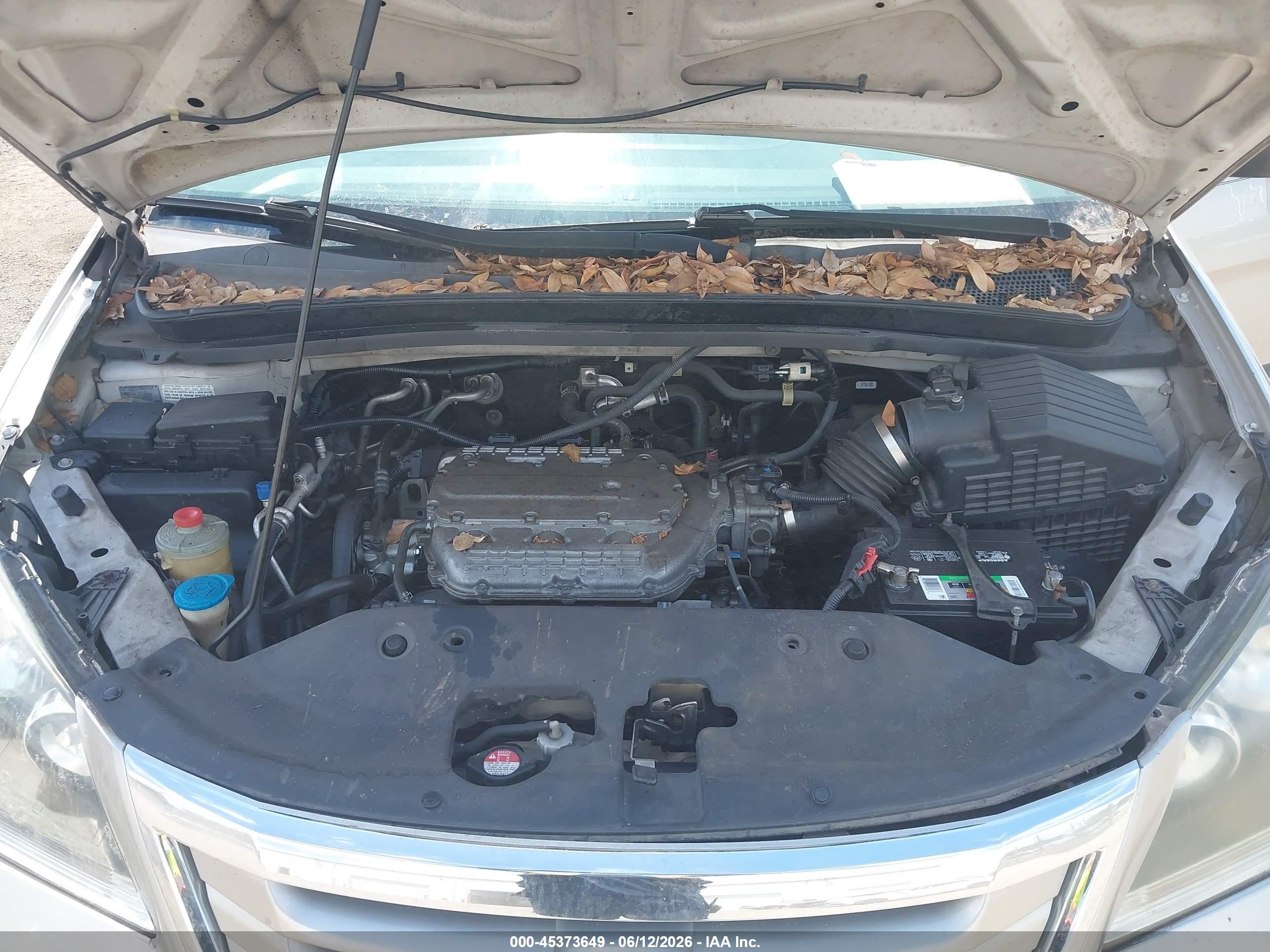 2008 Honda Odyssey Lx Серый vin: 5FNRL38208B099356