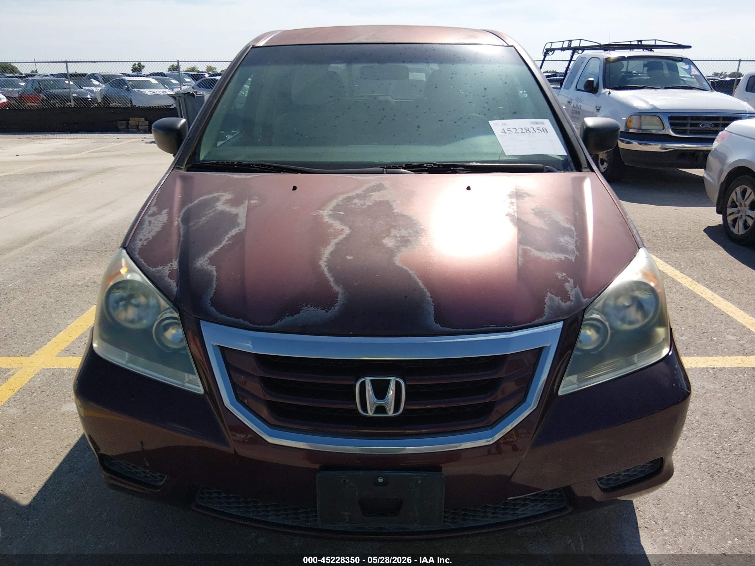2009 Honda Odyssey Lx Maroon vin: 5FNRL38209B058629