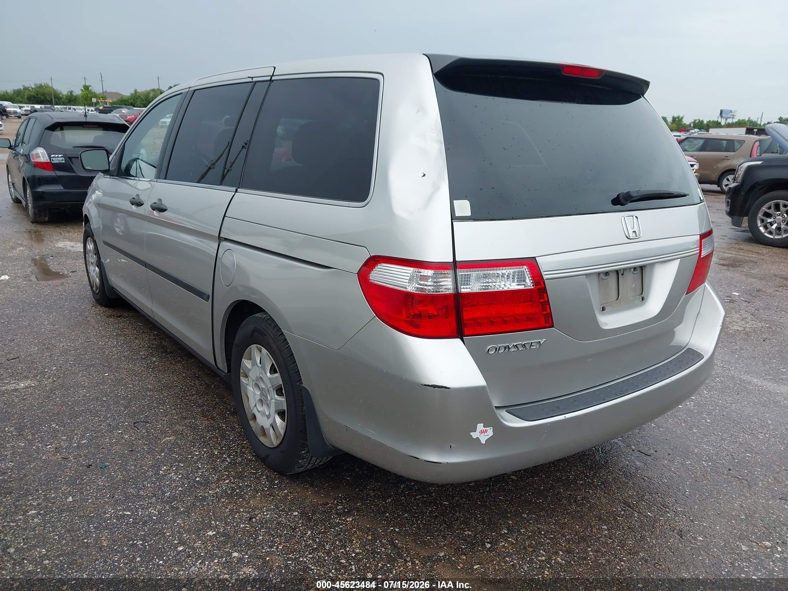2007 Honda Odyssey Lx Silver vin: 5FNRL38217B137255