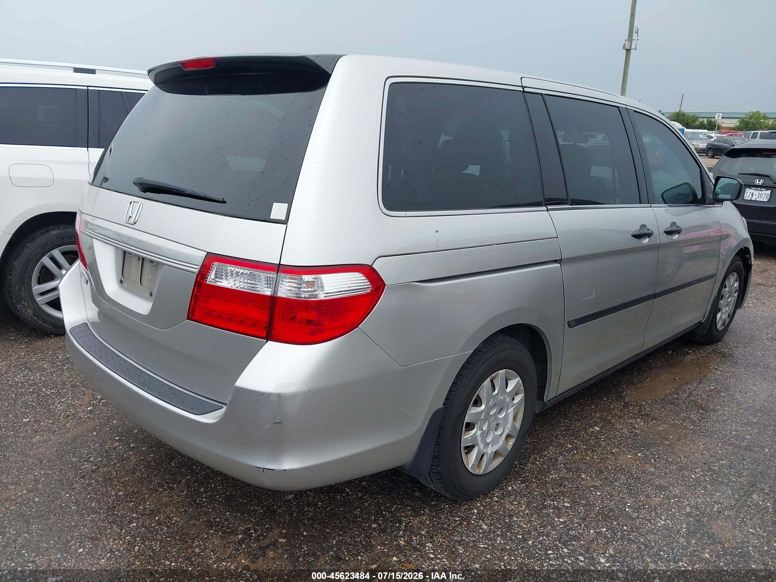 2007 Honda Odyssey Lx Silver vin: 5FNRL38217B137255