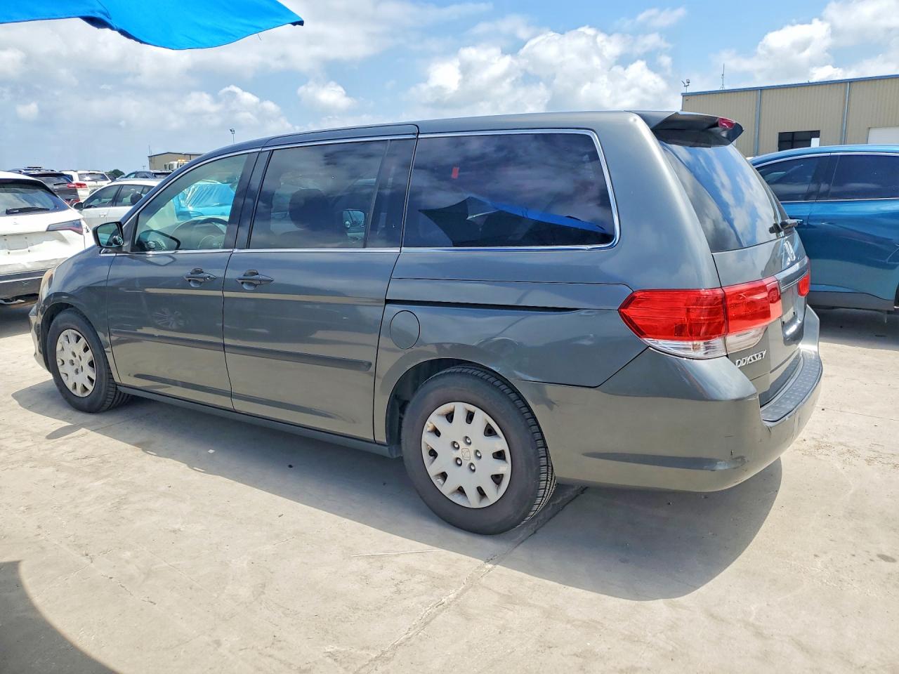 2008 Honda Odyssey Lx Gray vin: 5FNRL38218B041384