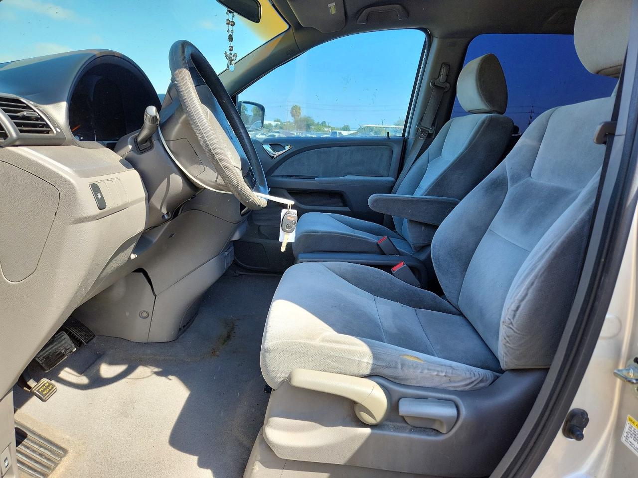 2008 Honda Odyssey Lx Серебряный vin: 5FNRL38218B072876