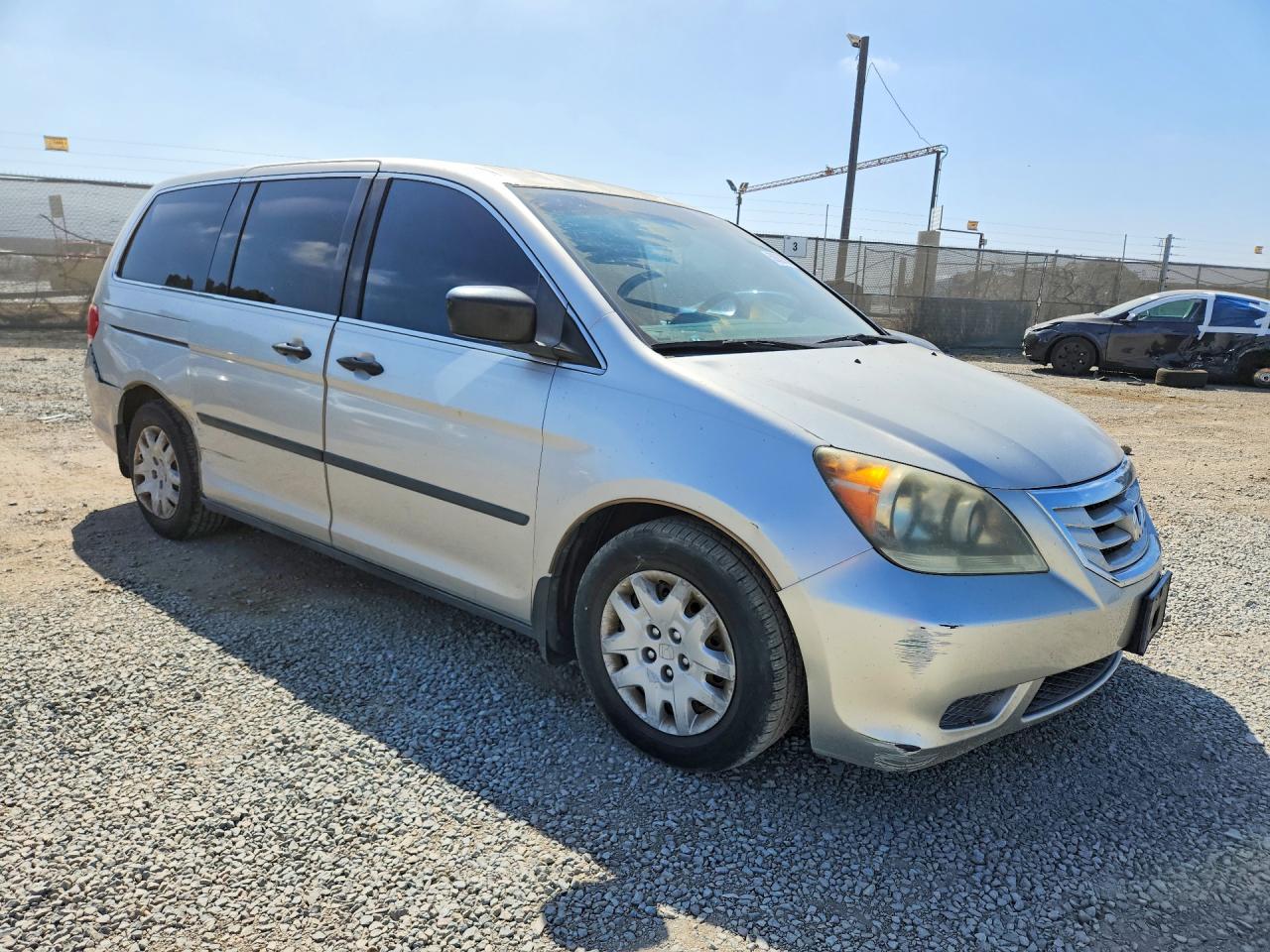2008 Honda Odyssey Lx Серебряный vin: 5FNRL38218B072876