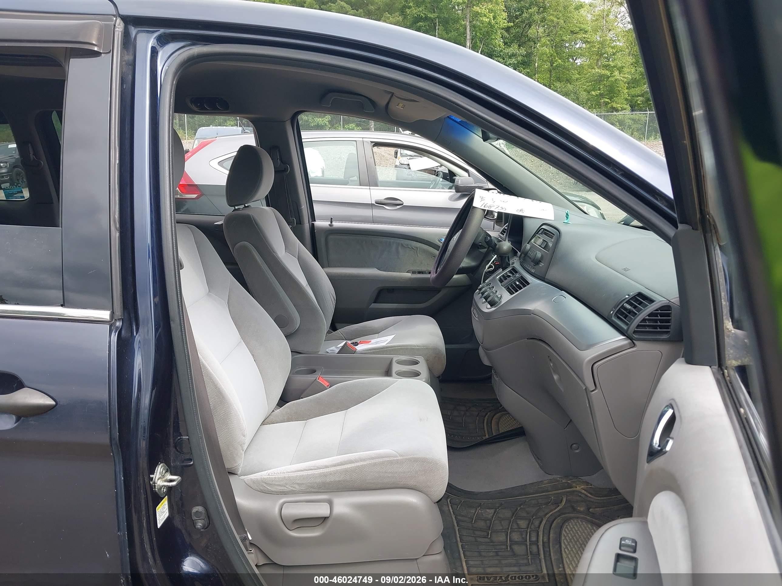 2008 Honda Odyssey Lx Blue vin: 5FNRL38218B080735