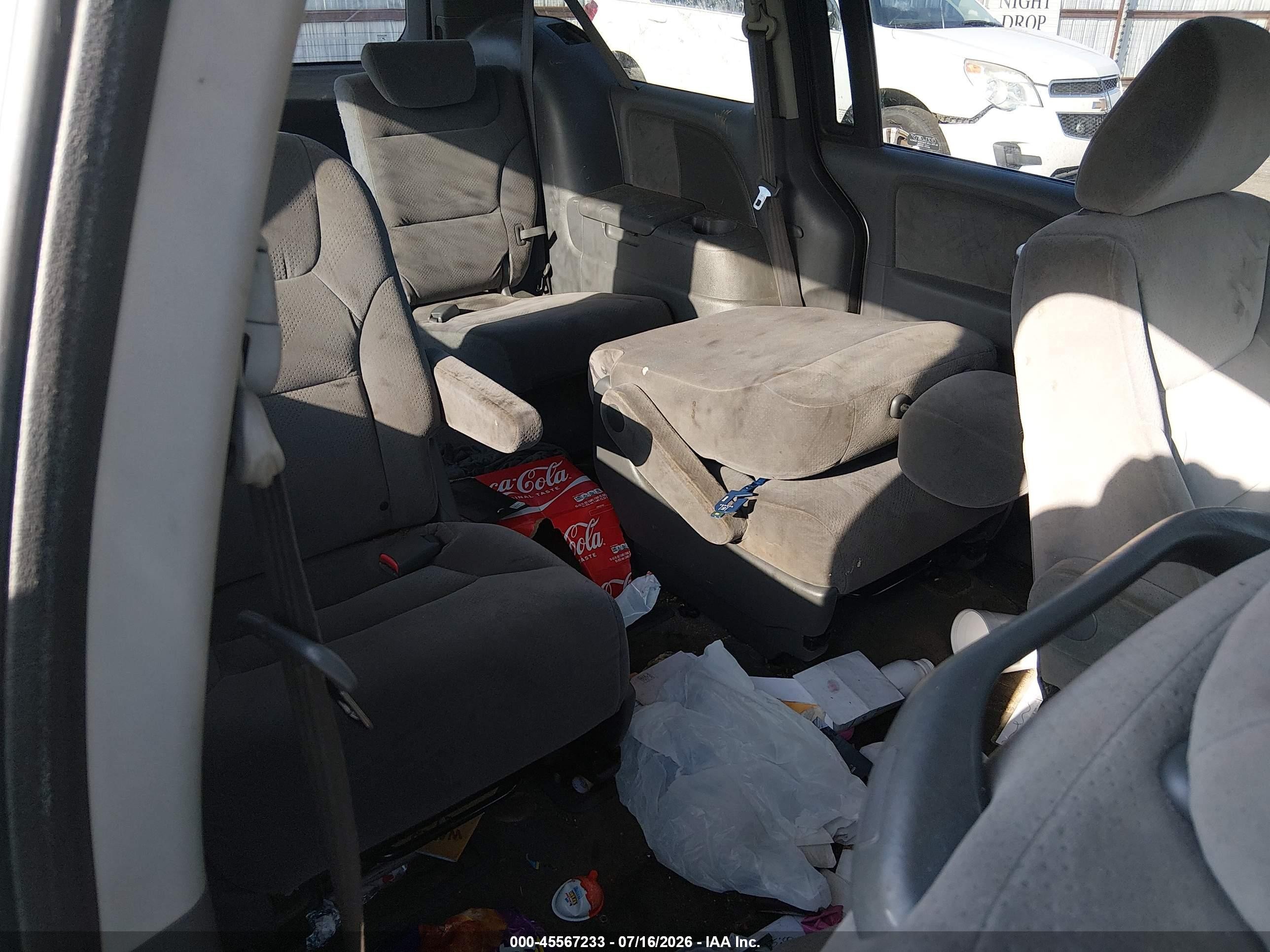 2005 Honda Odyssey Lx Beige vin: 5FNRL38225B057461