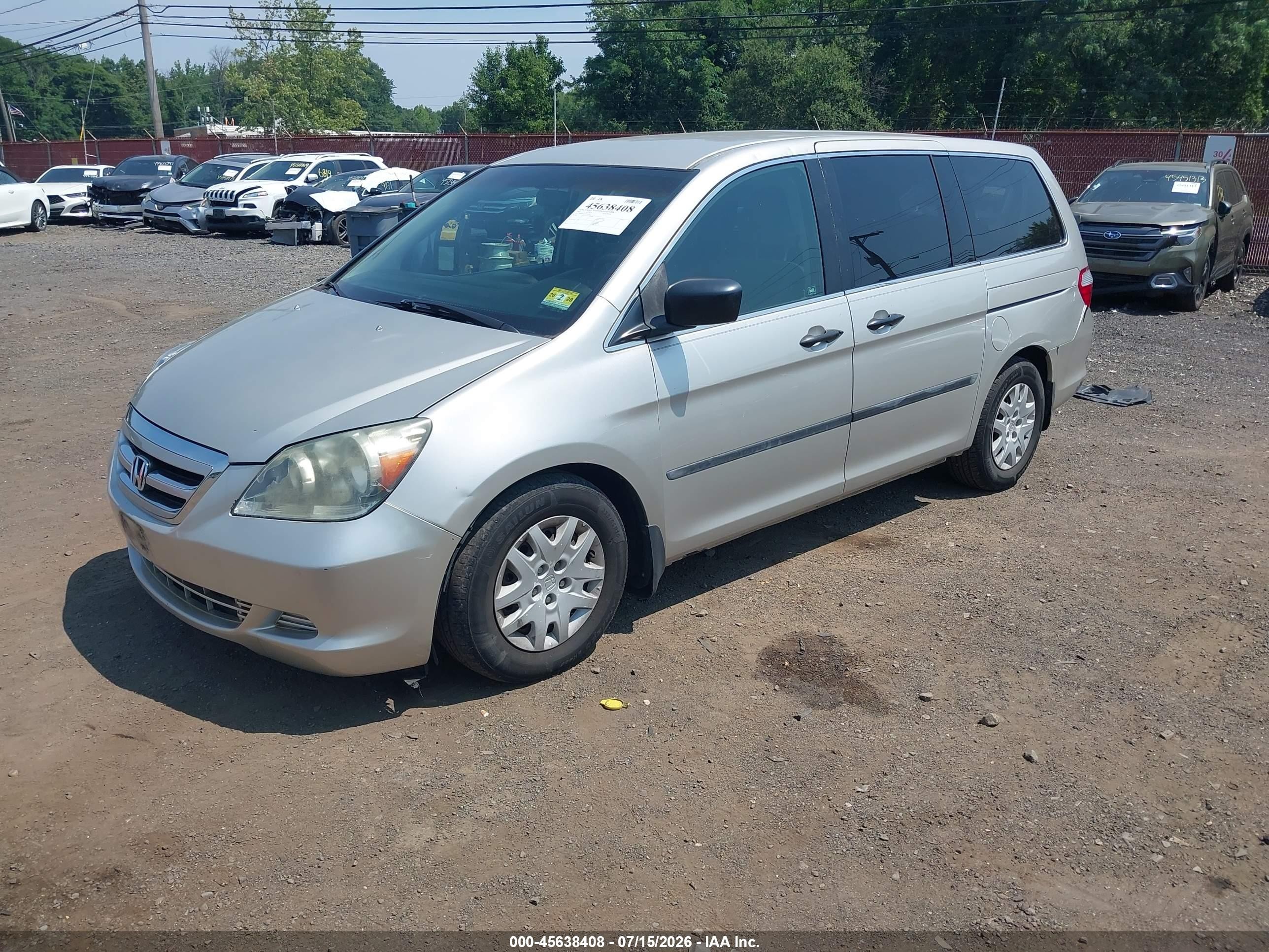 2005 Honda Odyssey Lx Silver vin: 5FNRL38225B103693