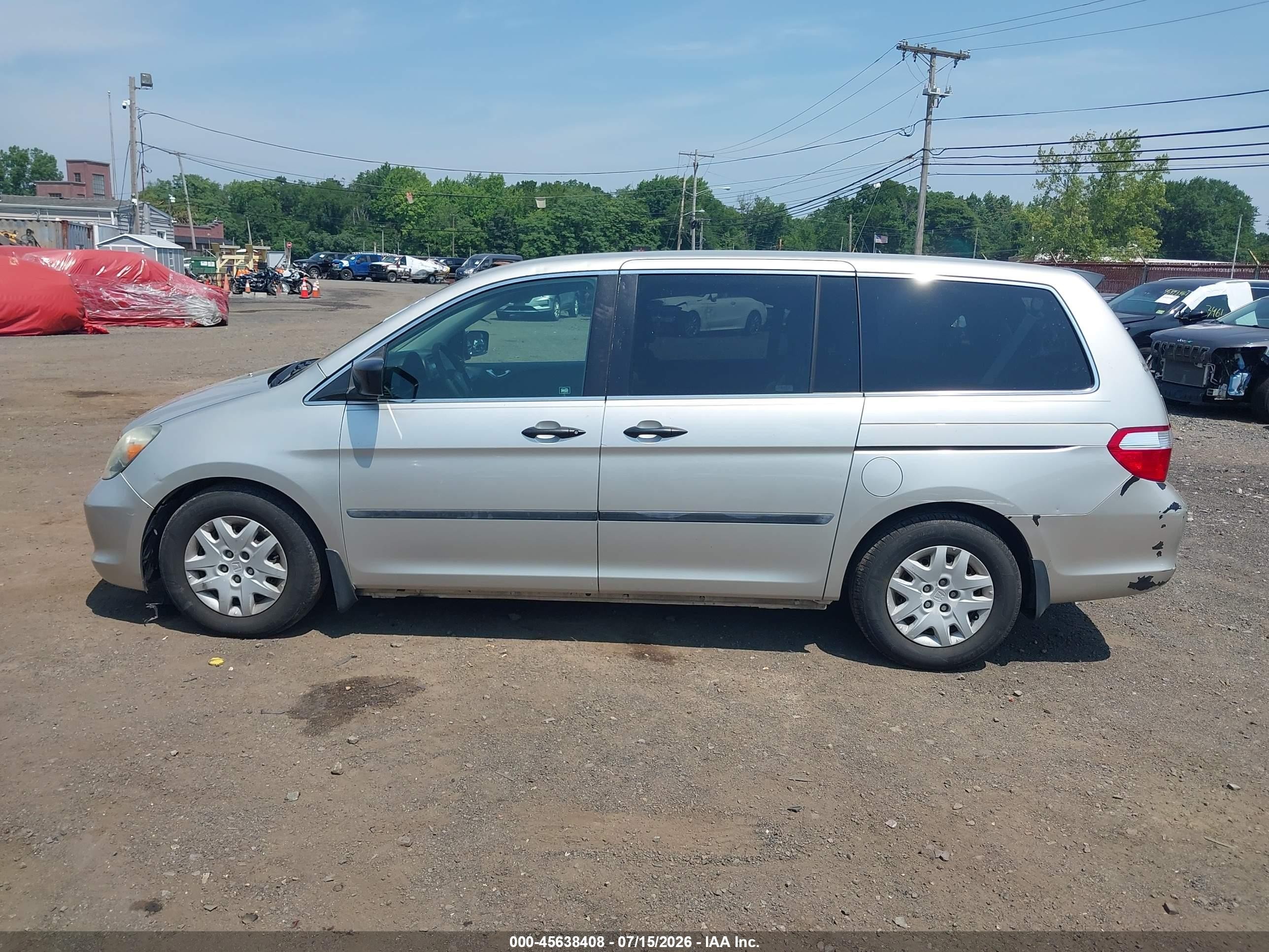2005 Honda Odyssey Lx Silver vin: 5FNRL38225B103693