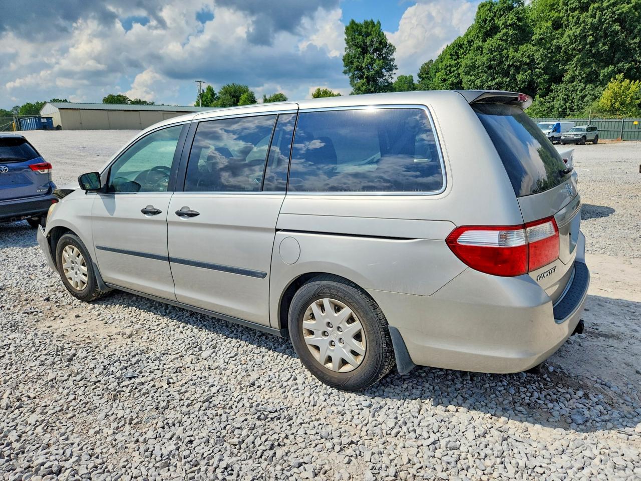 2006 Honda Odyssey Lx Silver vin: 5FNRL38226B123802