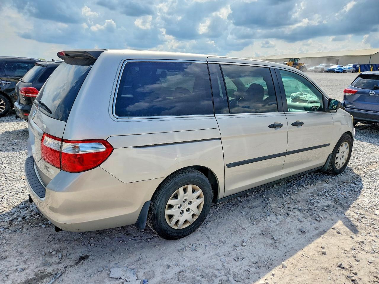 2006 Honda Odyssey Lx Silver vin: 5FNRL38226B123802