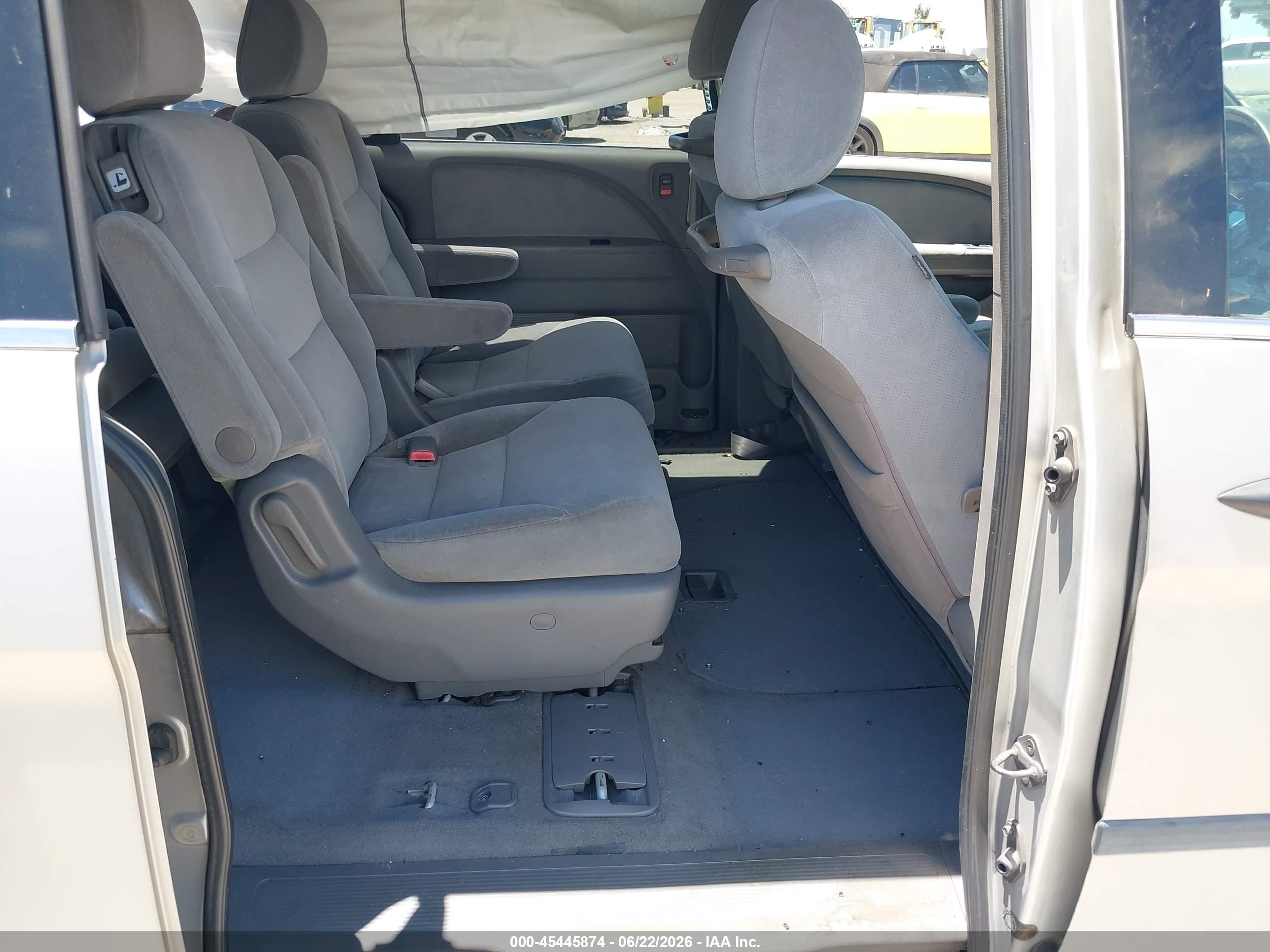 2009 Honda Odyssey Lx Yellow vin: 5FNRL38229B044439