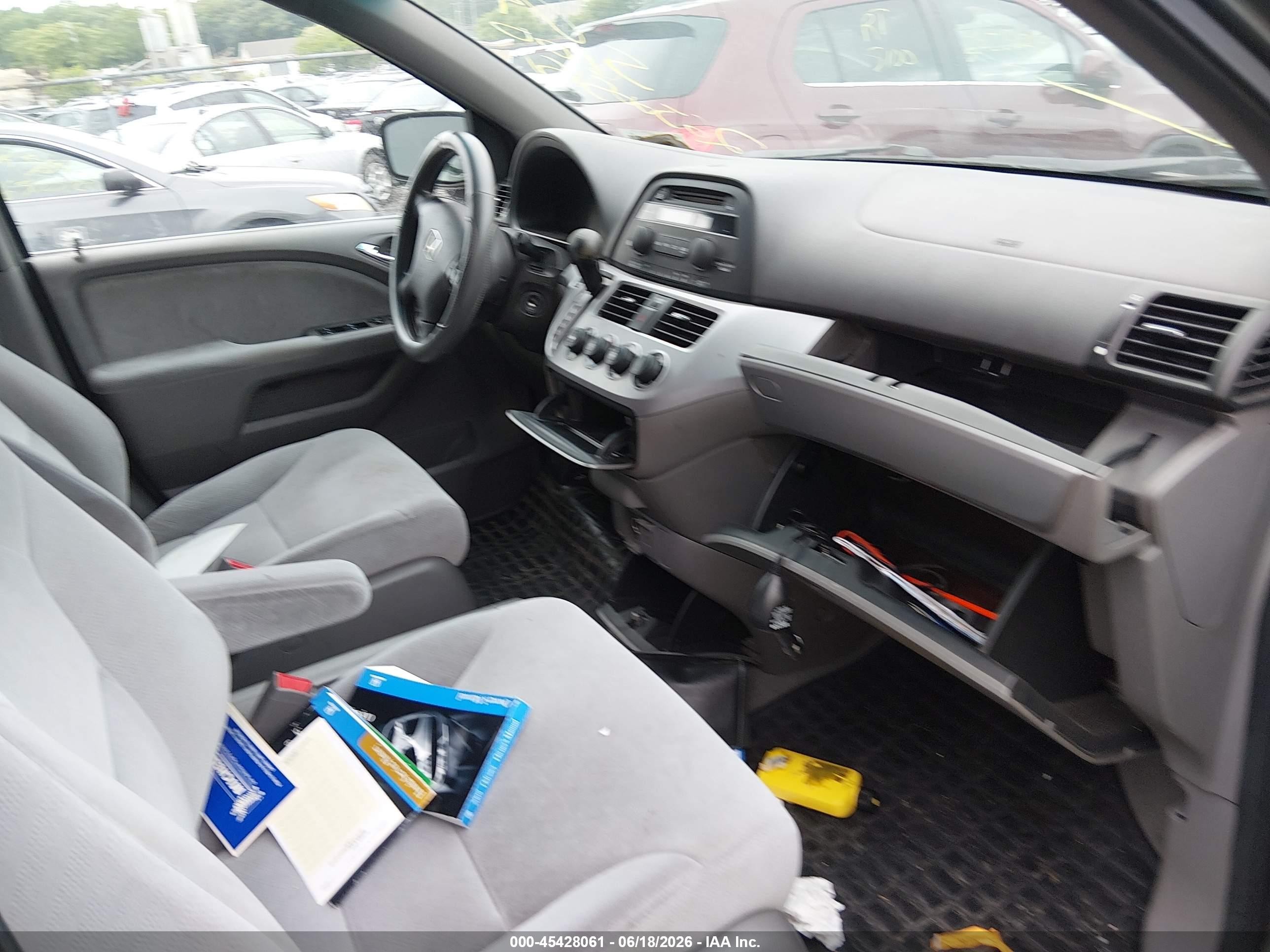 2009 Honda Odyssey Lx Gray vin: 5FNRL38229B045784