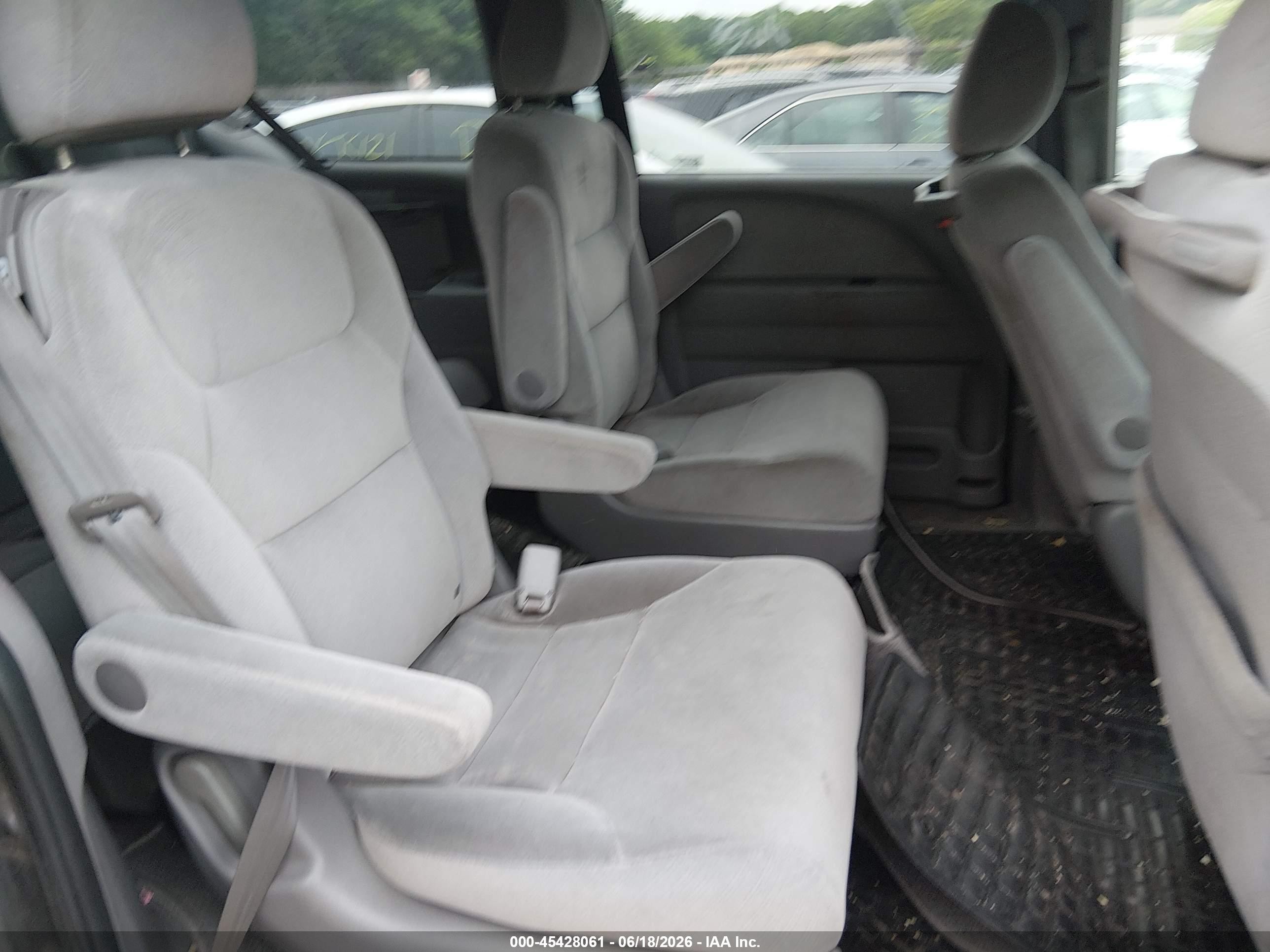 2009 Honda Odyssey Lx Gray vin: 5FNRL38229B045784