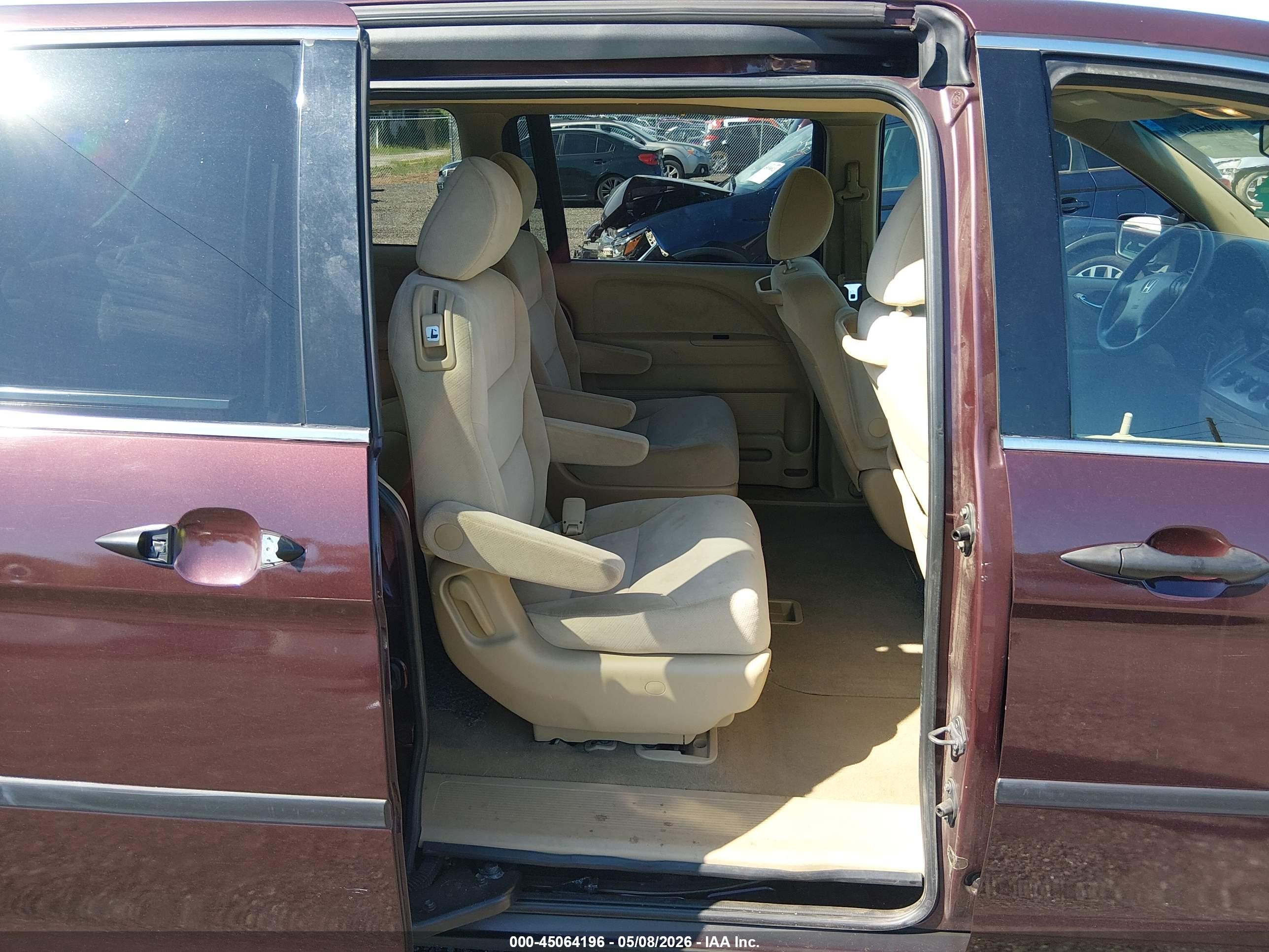 2009 Honda Odyssey Lx Burgundy vin: 5FNRL38229B048720