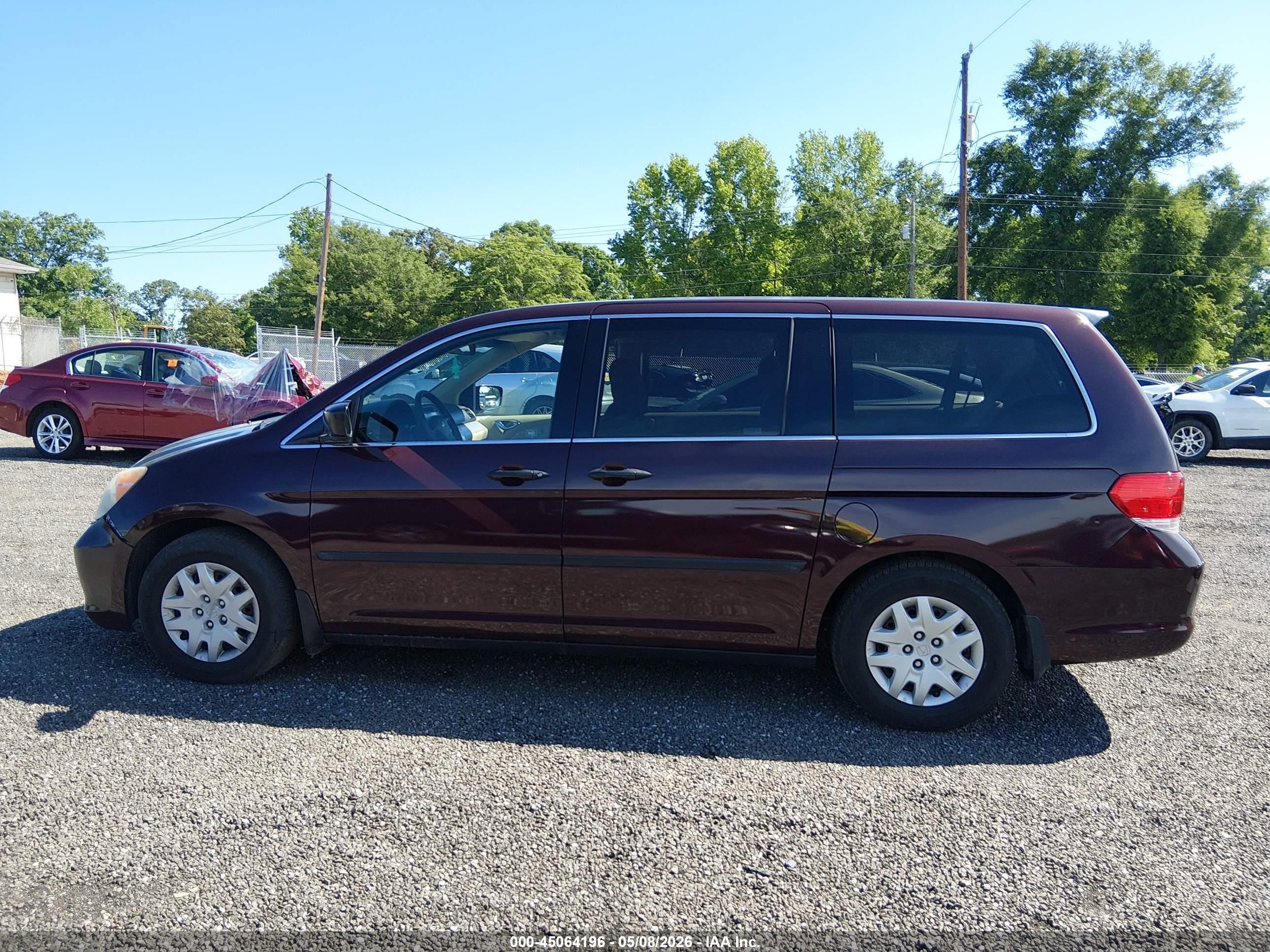 2009 Honda Odyssey Lx Burgundy vin: 5FNRL38229B048720