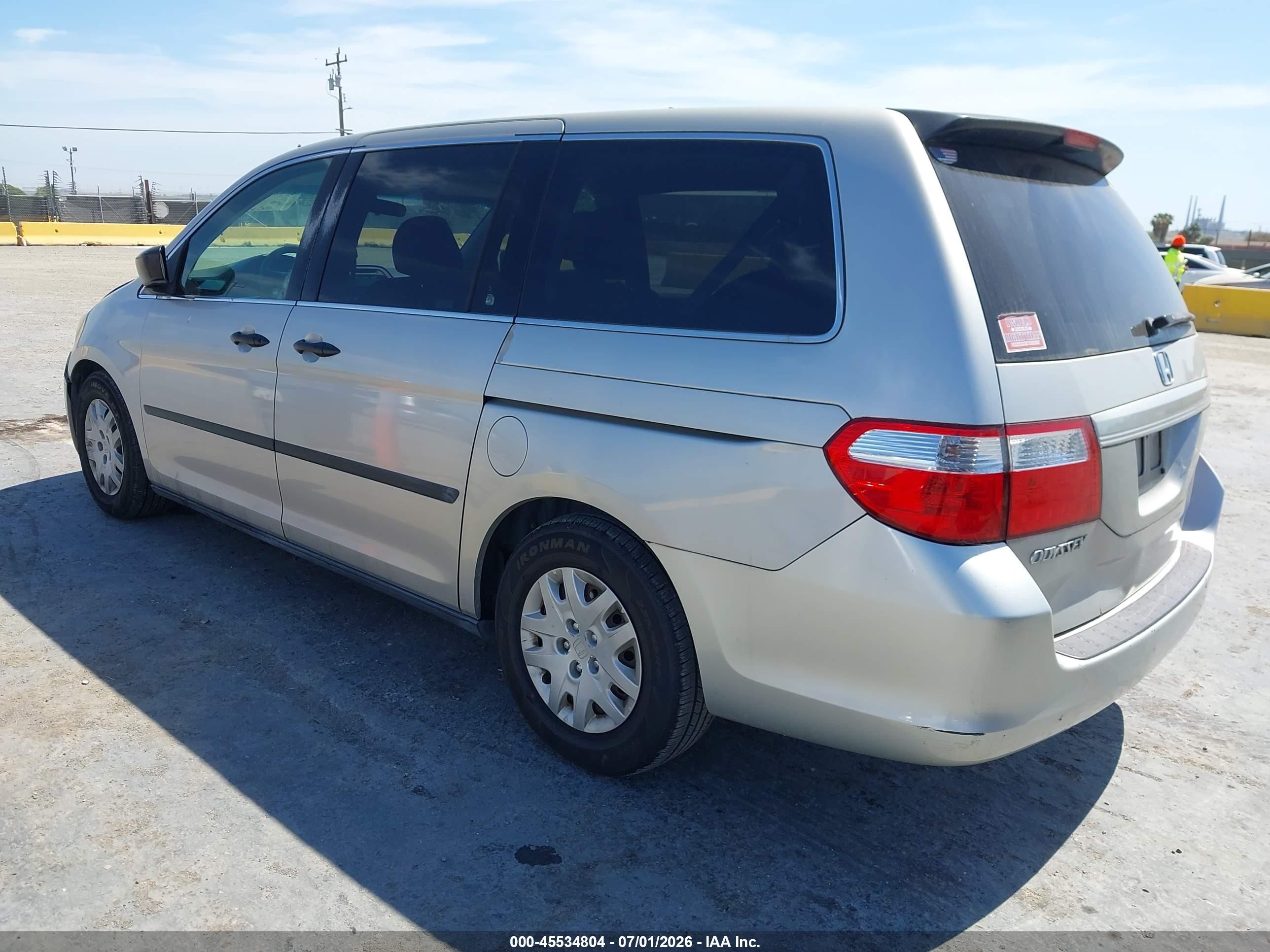 2006 Honda Odyssey Lx Silver vin: 5FNRL38236B006763