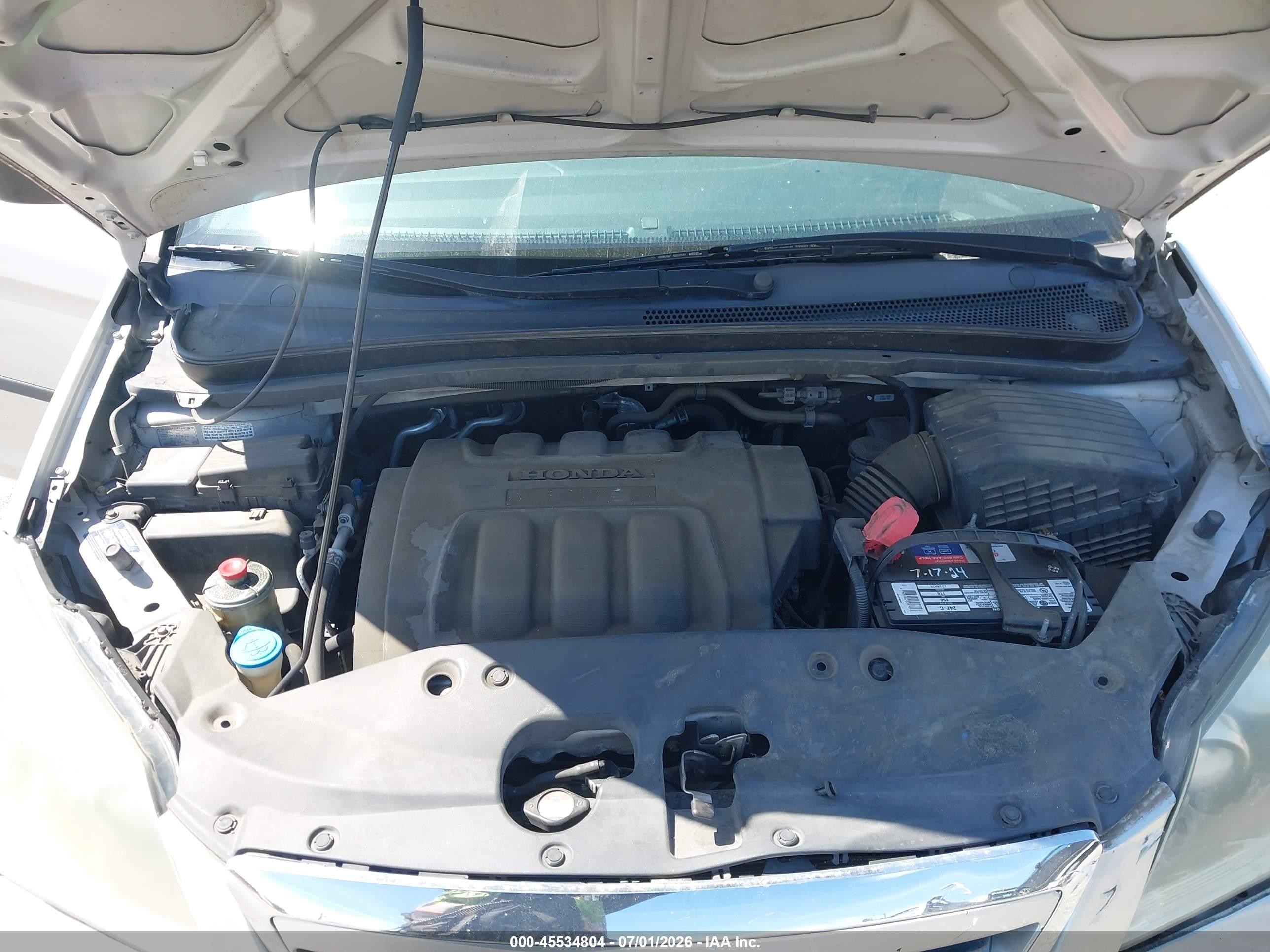2006 Honda Odyssey Lx Silver vin: 5FNRL38236B006763