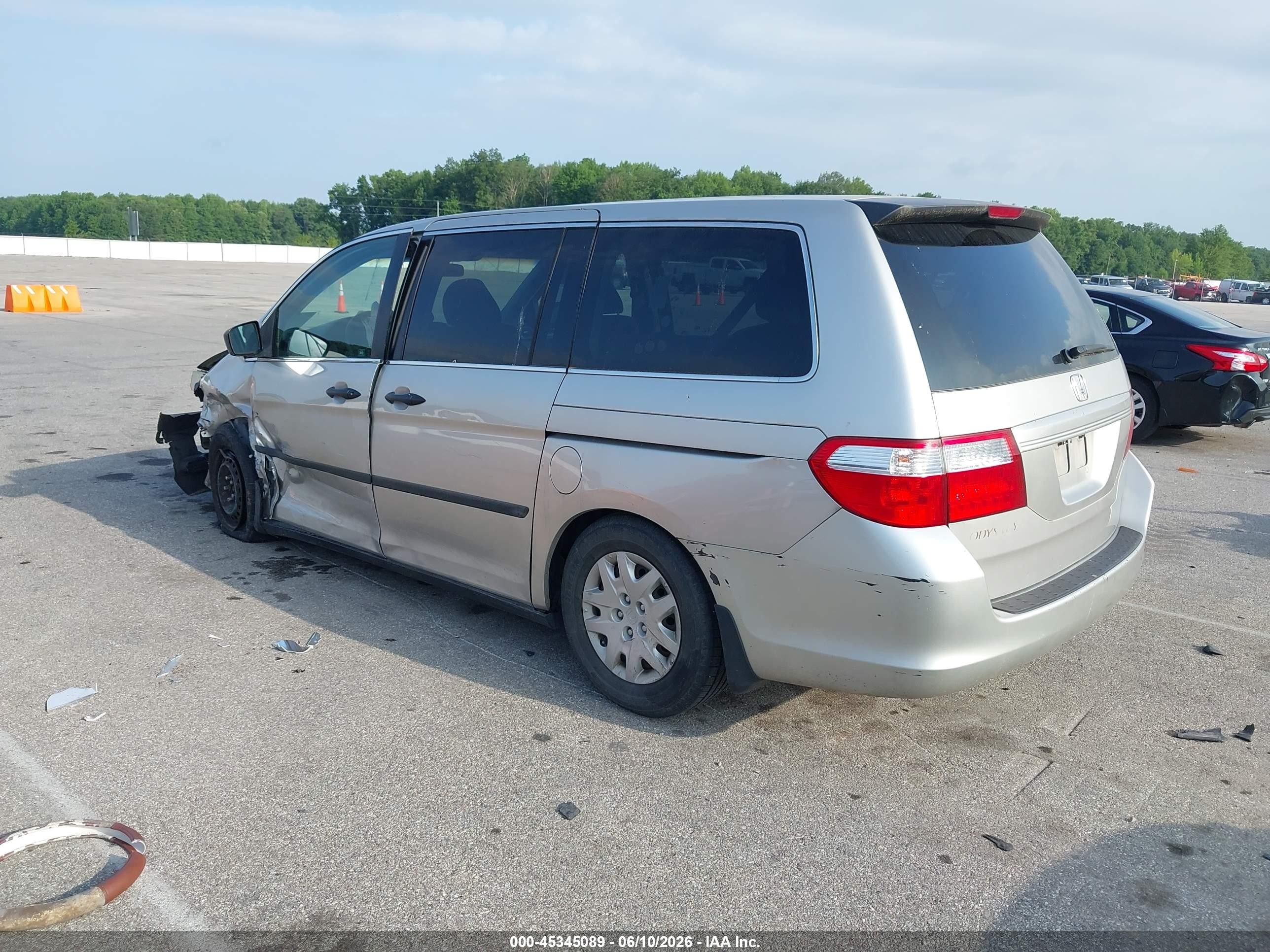 2006 Honda Odyssey Lx Silver vin: 5FNRL38236B099462