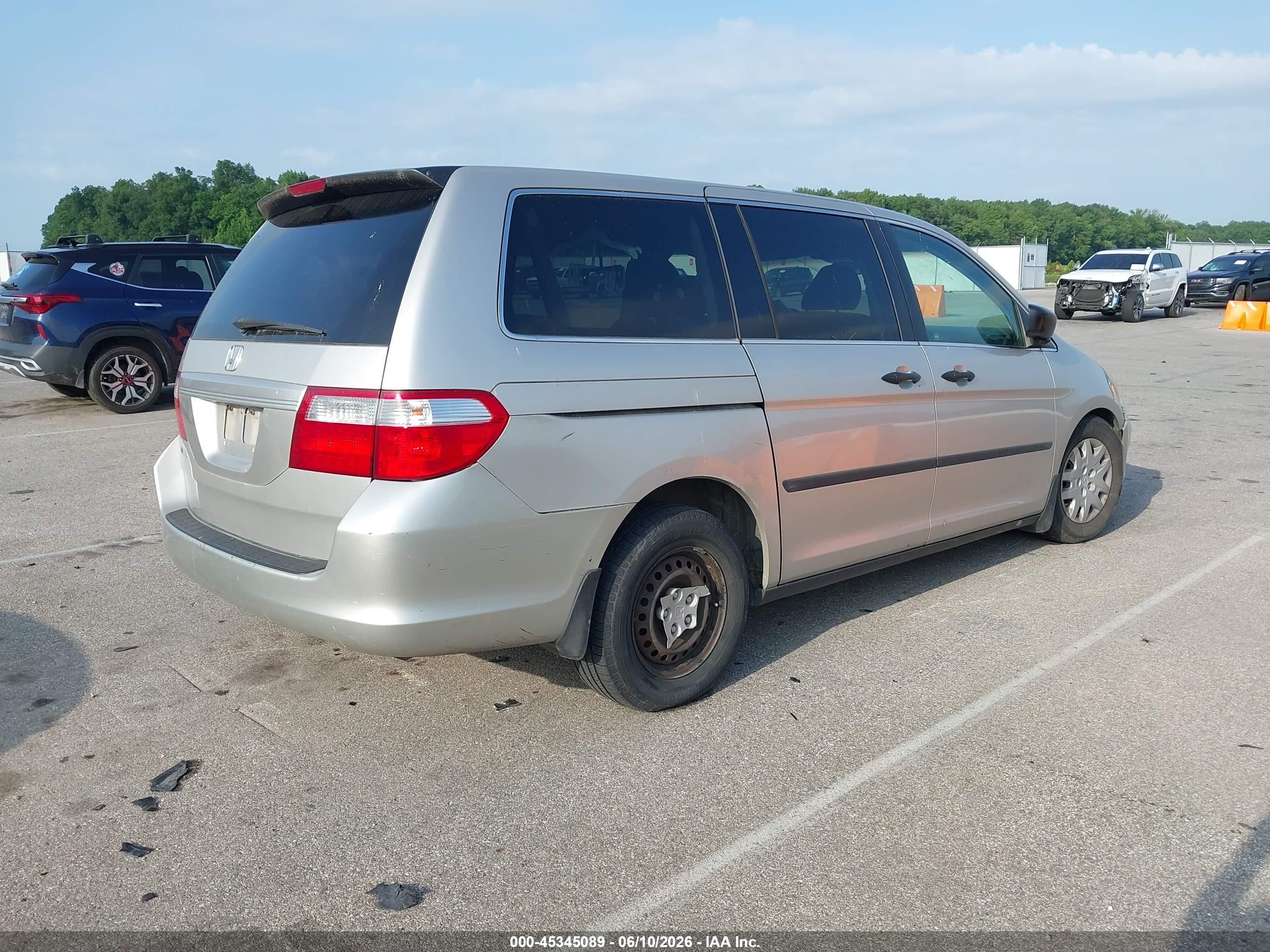 2006 Honda Odyssey Lx Silver vin: 5FNRL38236B099462
