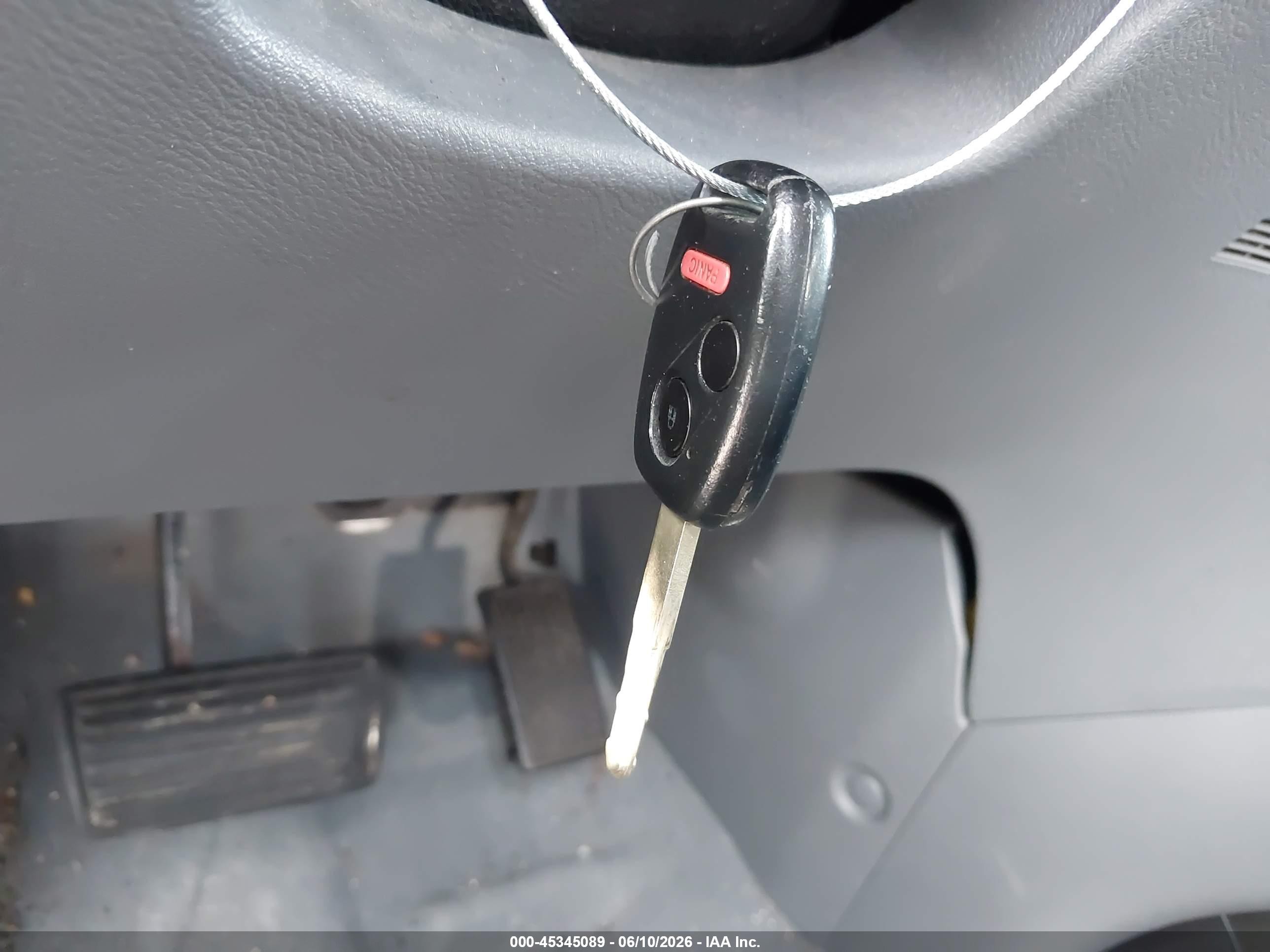 2006 Honda Odyssey Lx Silver vin: 5FNRL38236B099462