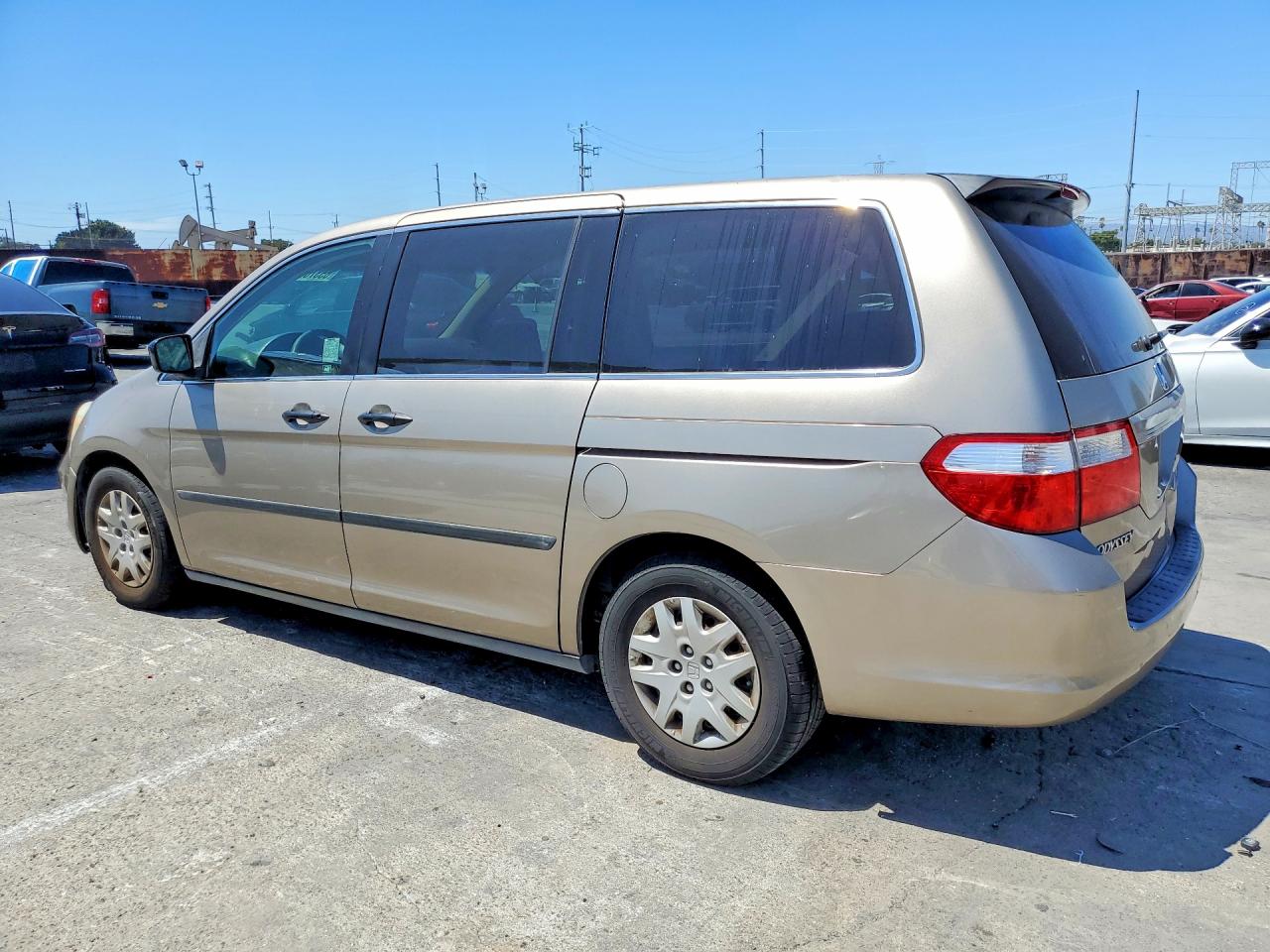 2007 Honda Odyssey Lx Gold vin: 5FNRL38237B058816