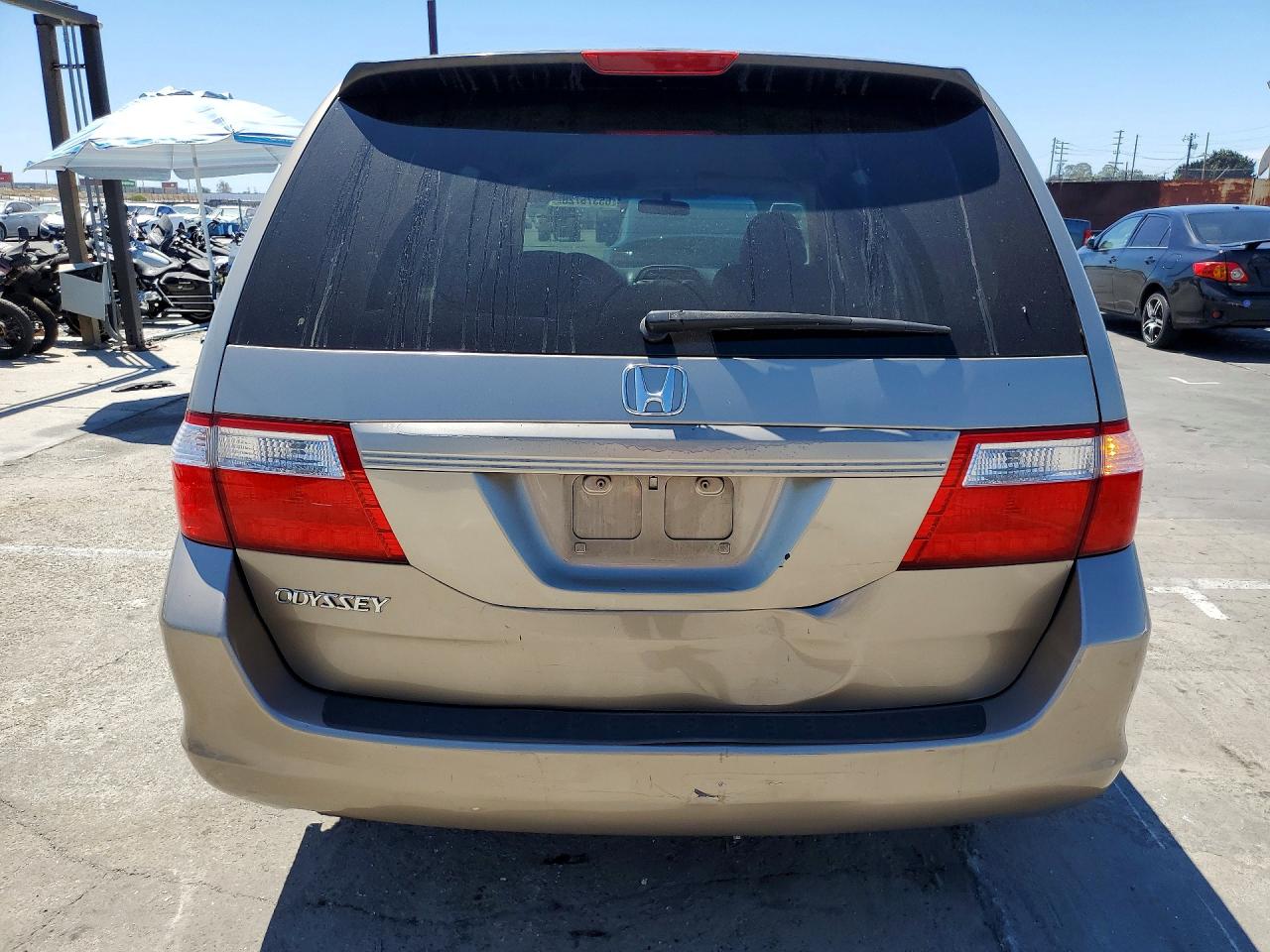 2007 Honda Odyssey Lx Gold vin: 5FNRL38237B058816
