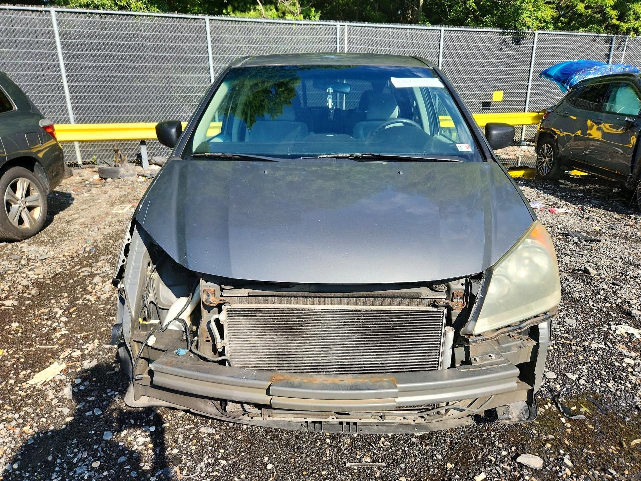 2008 Honda Odyssey Lx Gray vin: 5FNRL38238B002084