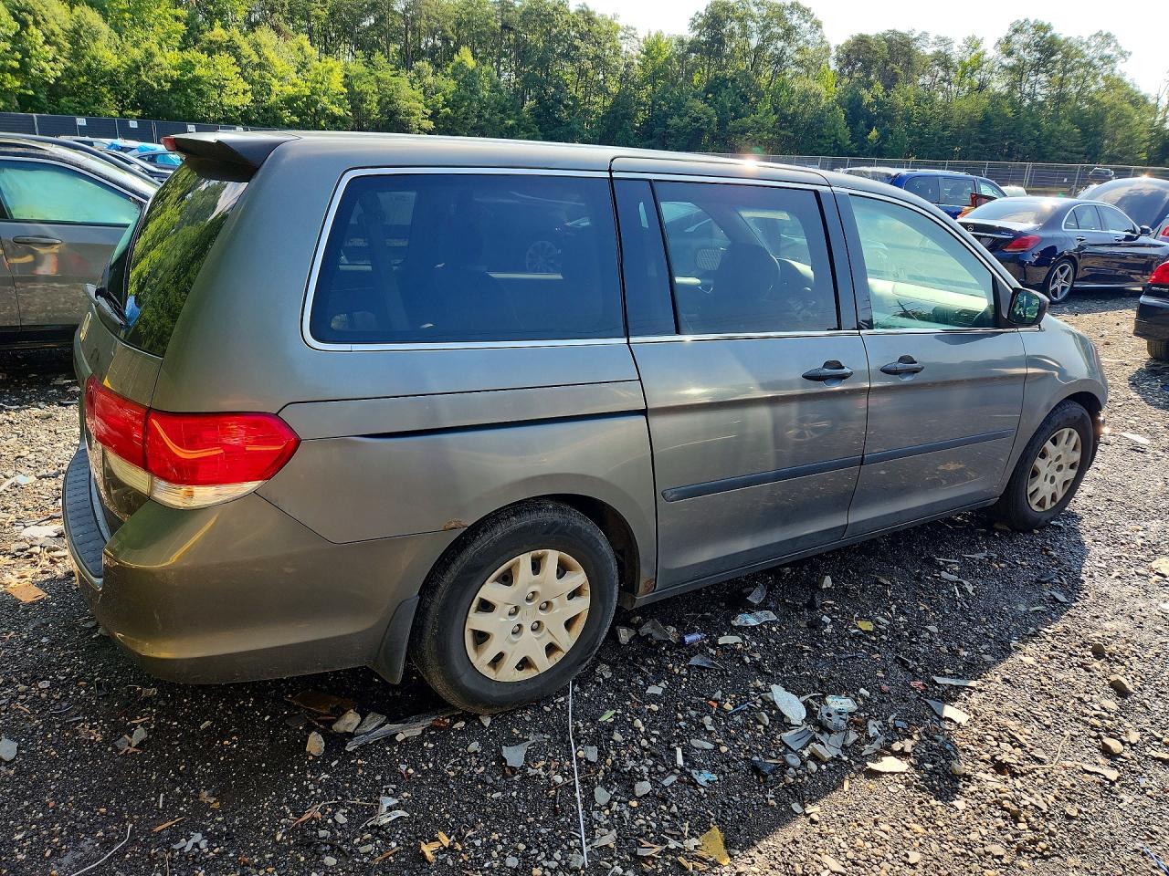 2008 Honda Odyssey Lx Gray vin: 5FNRL38238B002084