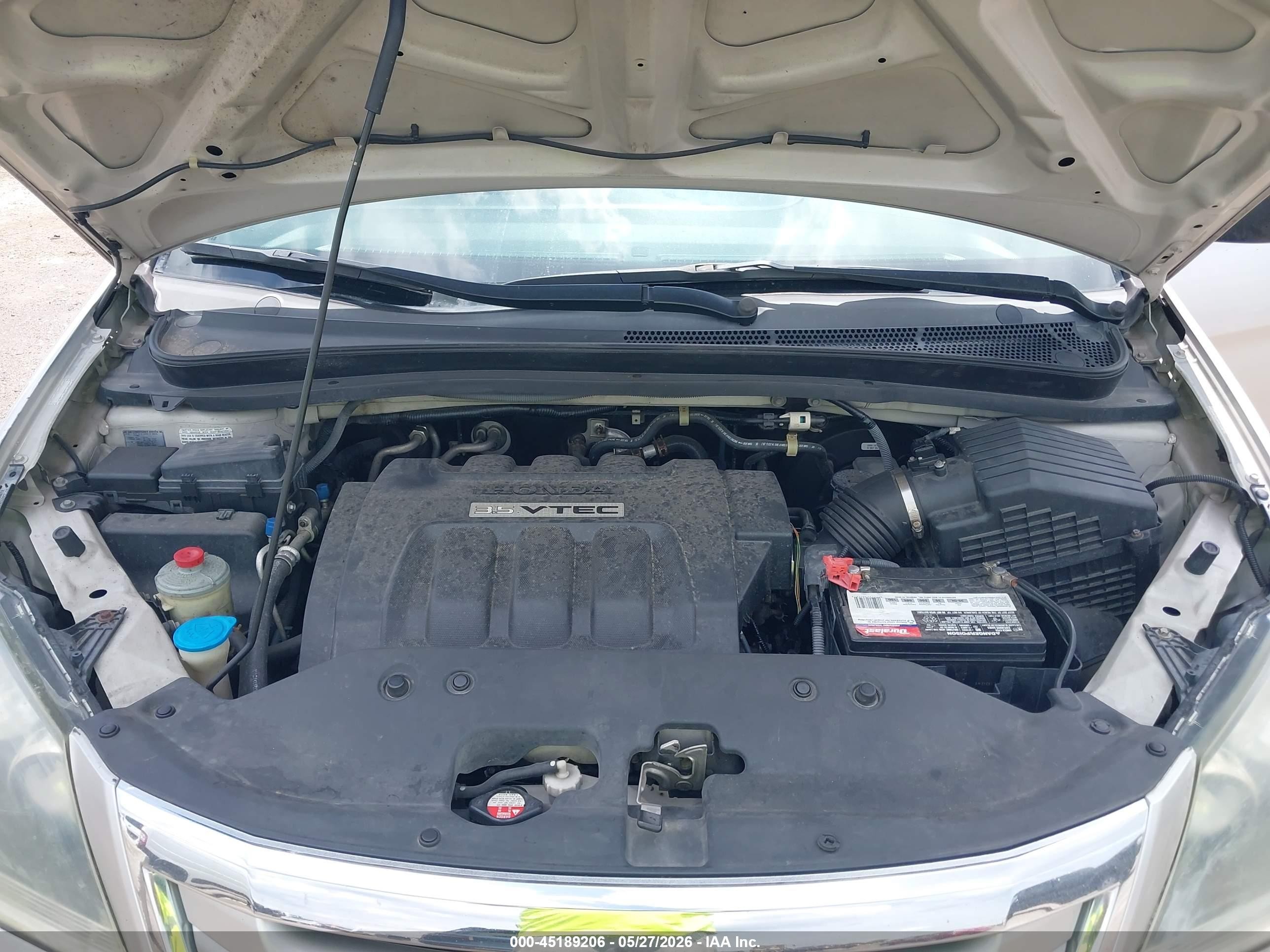 2008 Honda Odyssey Lx Silver vin: 5FNRL38238B007284