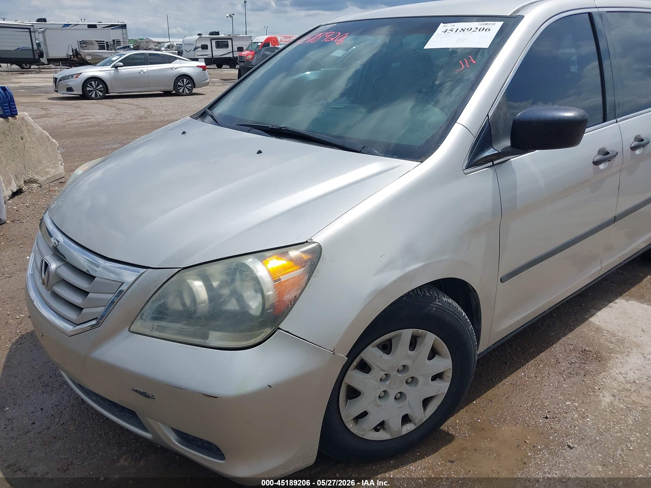 2008 Honda Odyssey Lx Silver vin: 5FNRL38238B007284
