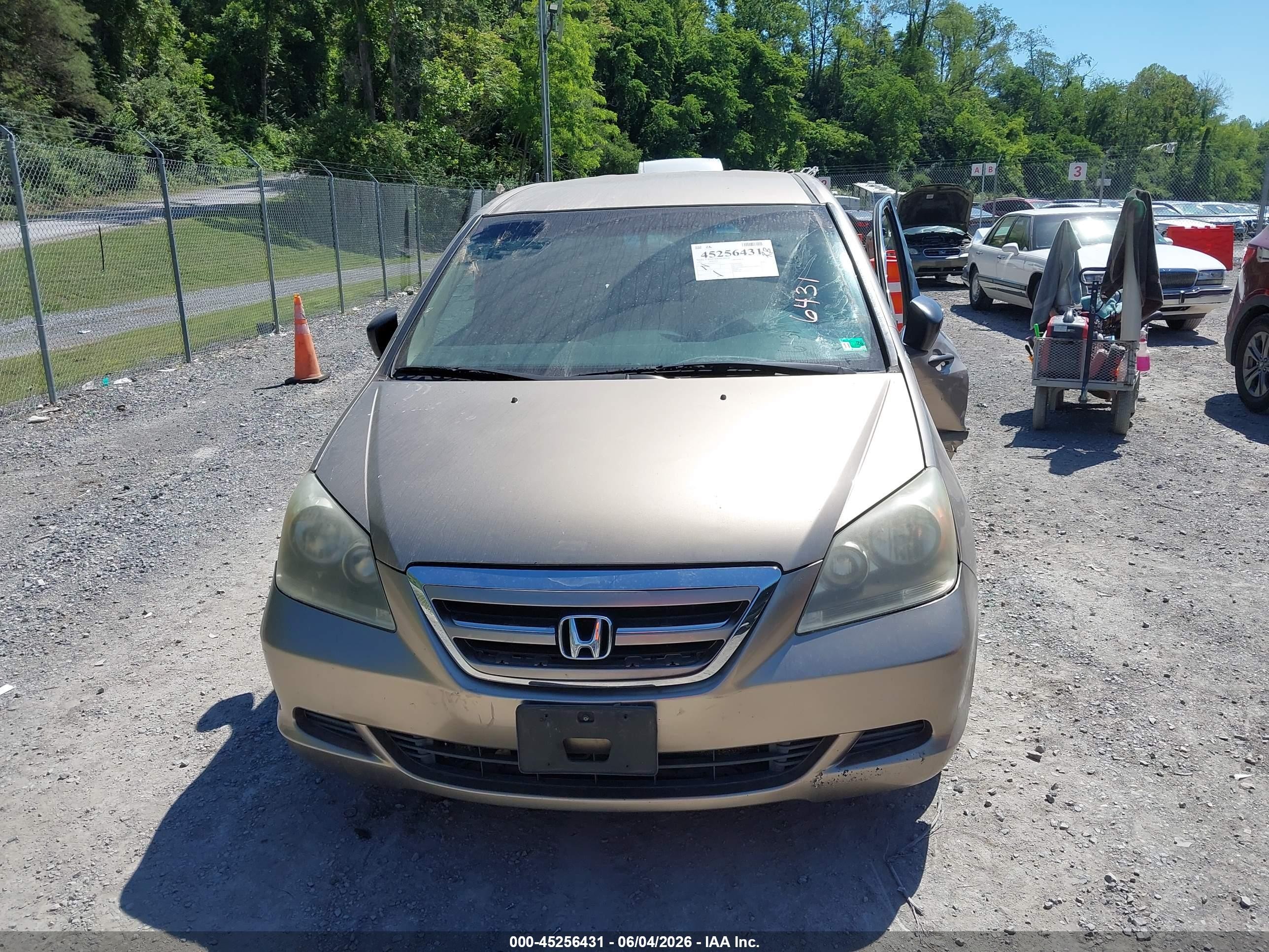 2006 Honda Odyssey Lx Золотой vin: 5FNRL38246B062291