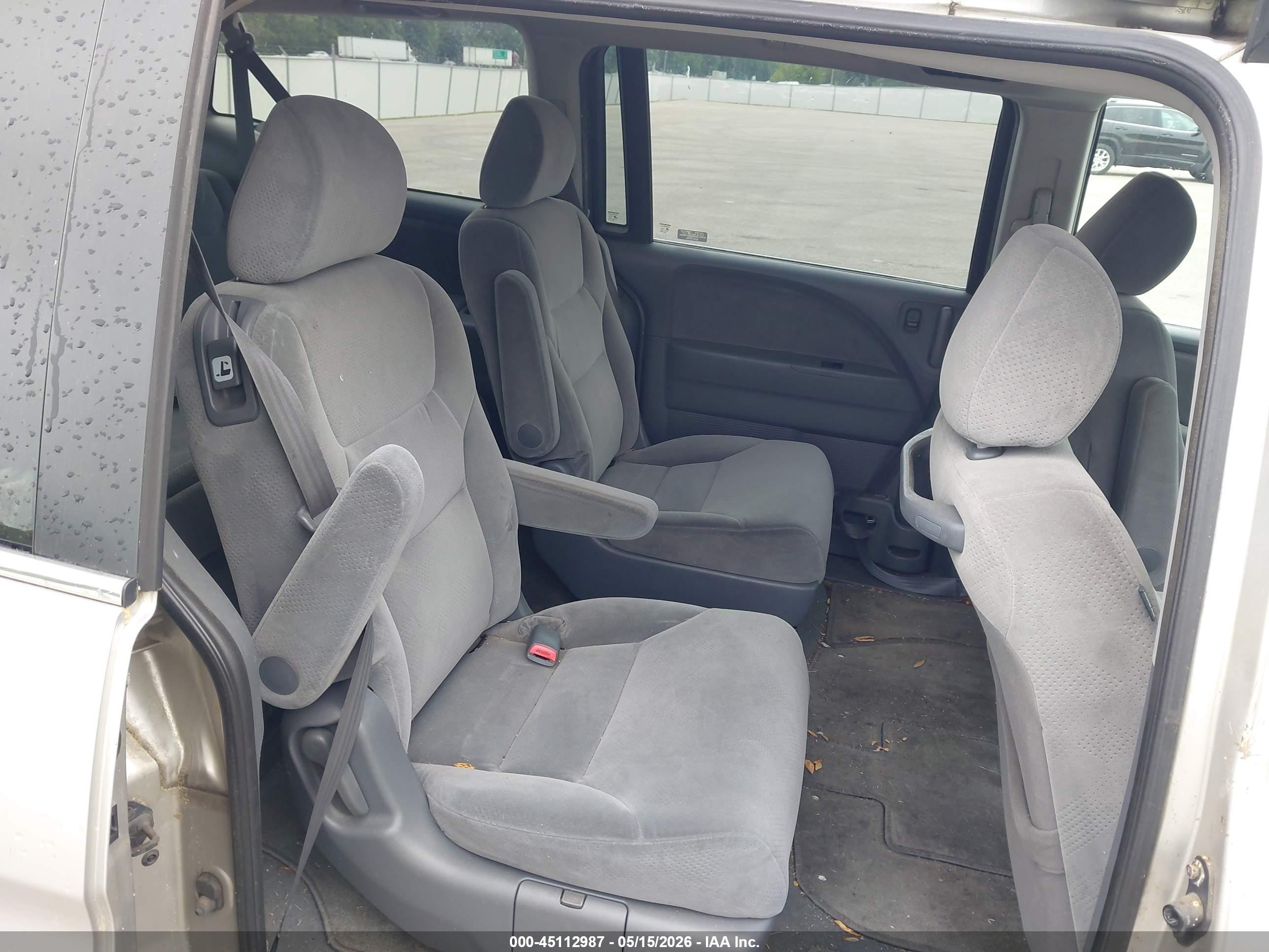 2007 Honda Odyssey Lx Серебряный vin: 5FNRL38247B142921